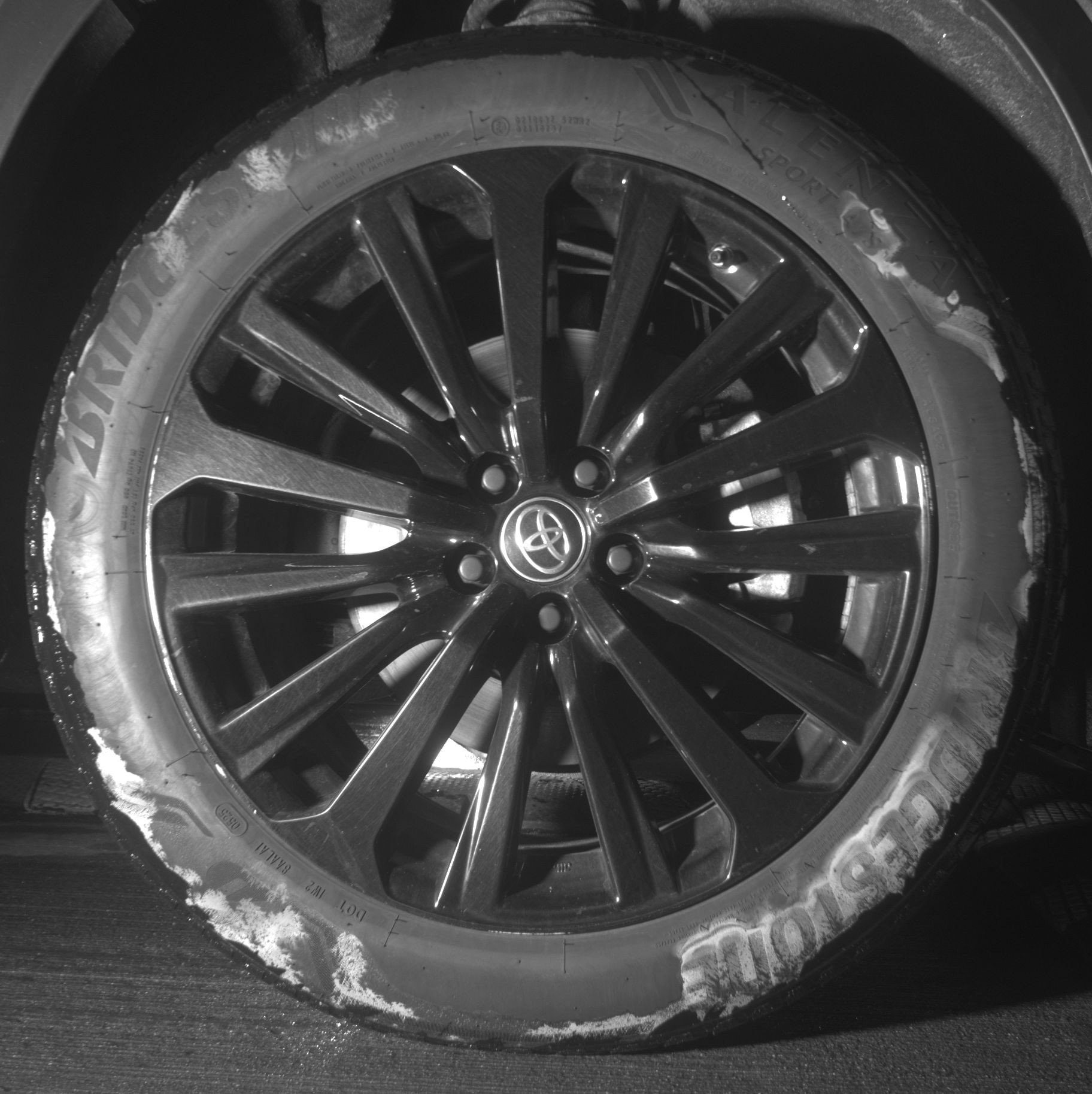 Thumbnail: 2025 Toyota Highlander - 13