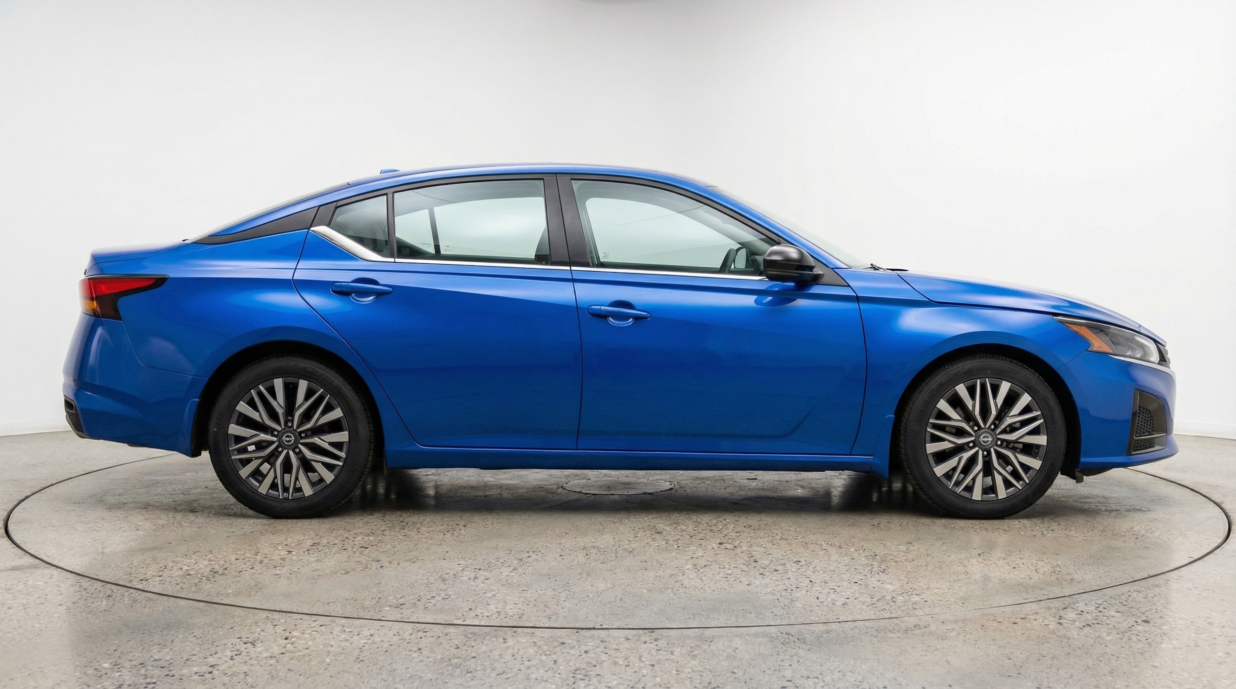 Thumbnail: 2025 Nissan Altima - 8