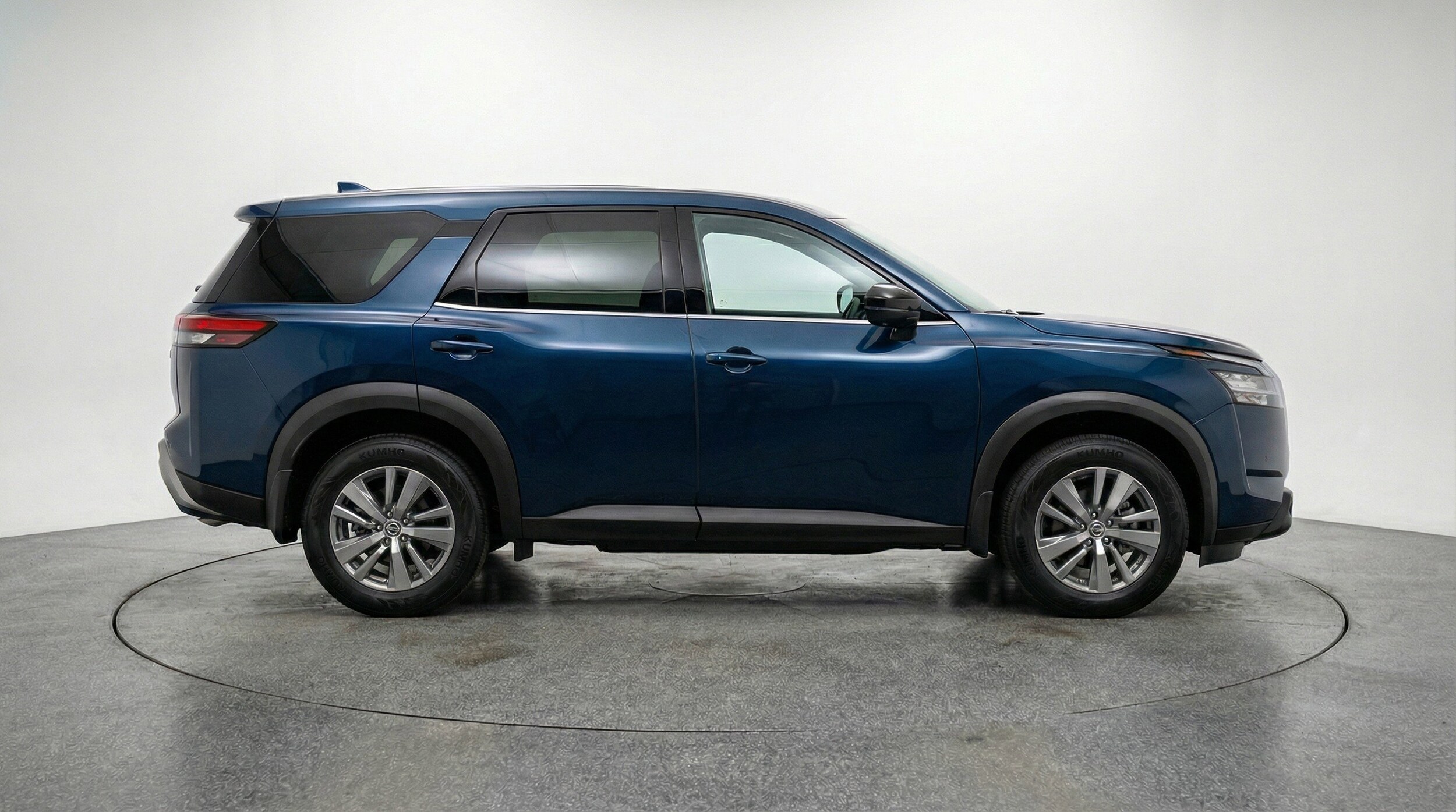 Thumbnail: 2025 Nissan Pathfinder - 11