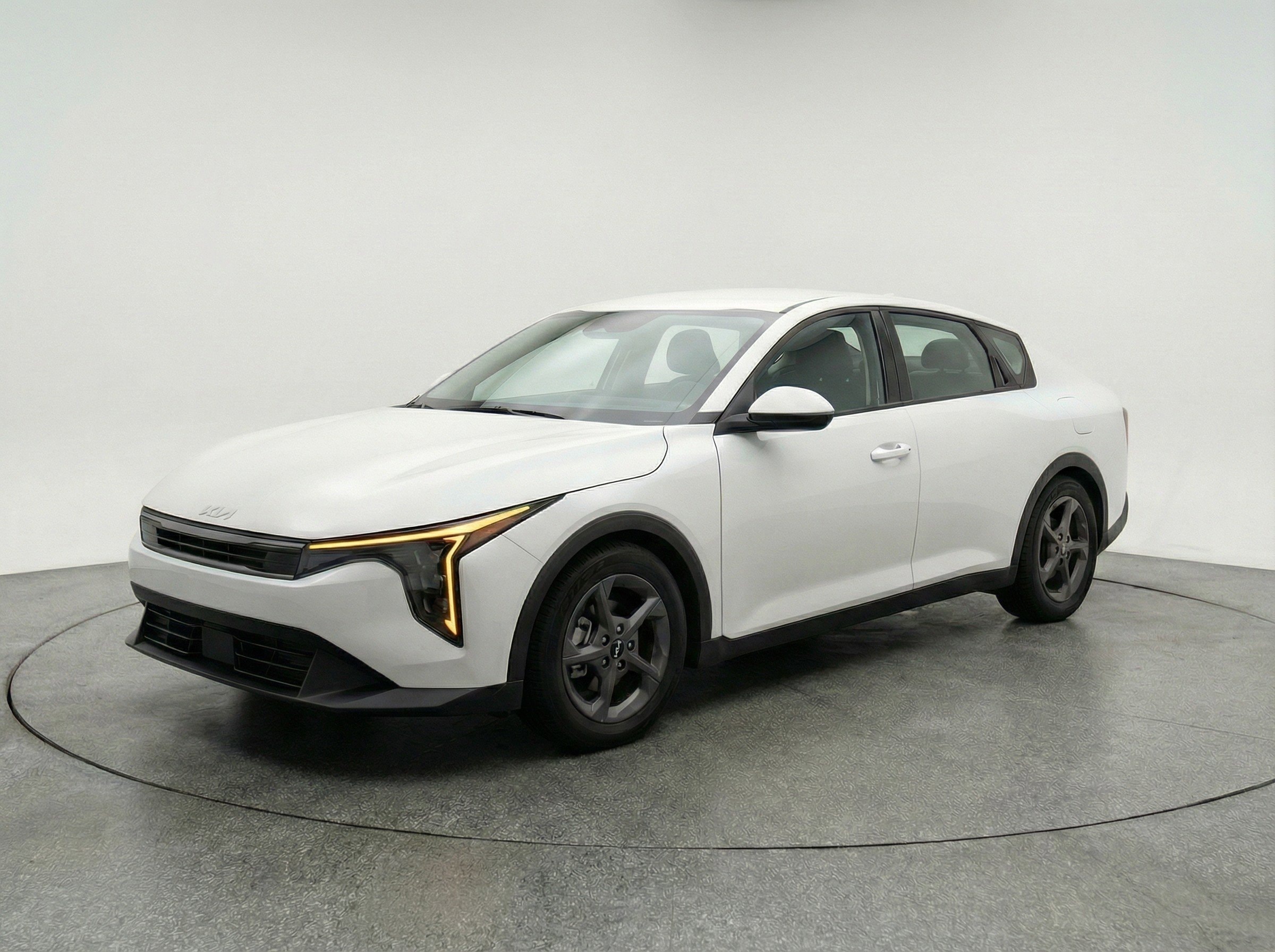 Thumbnail: 2025 Kia K4 - 3