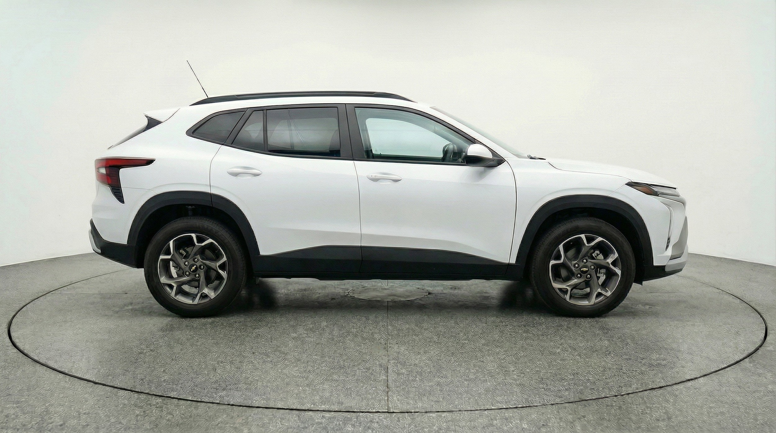 Thumbnail: 2025 Chevrolet Trax - 11