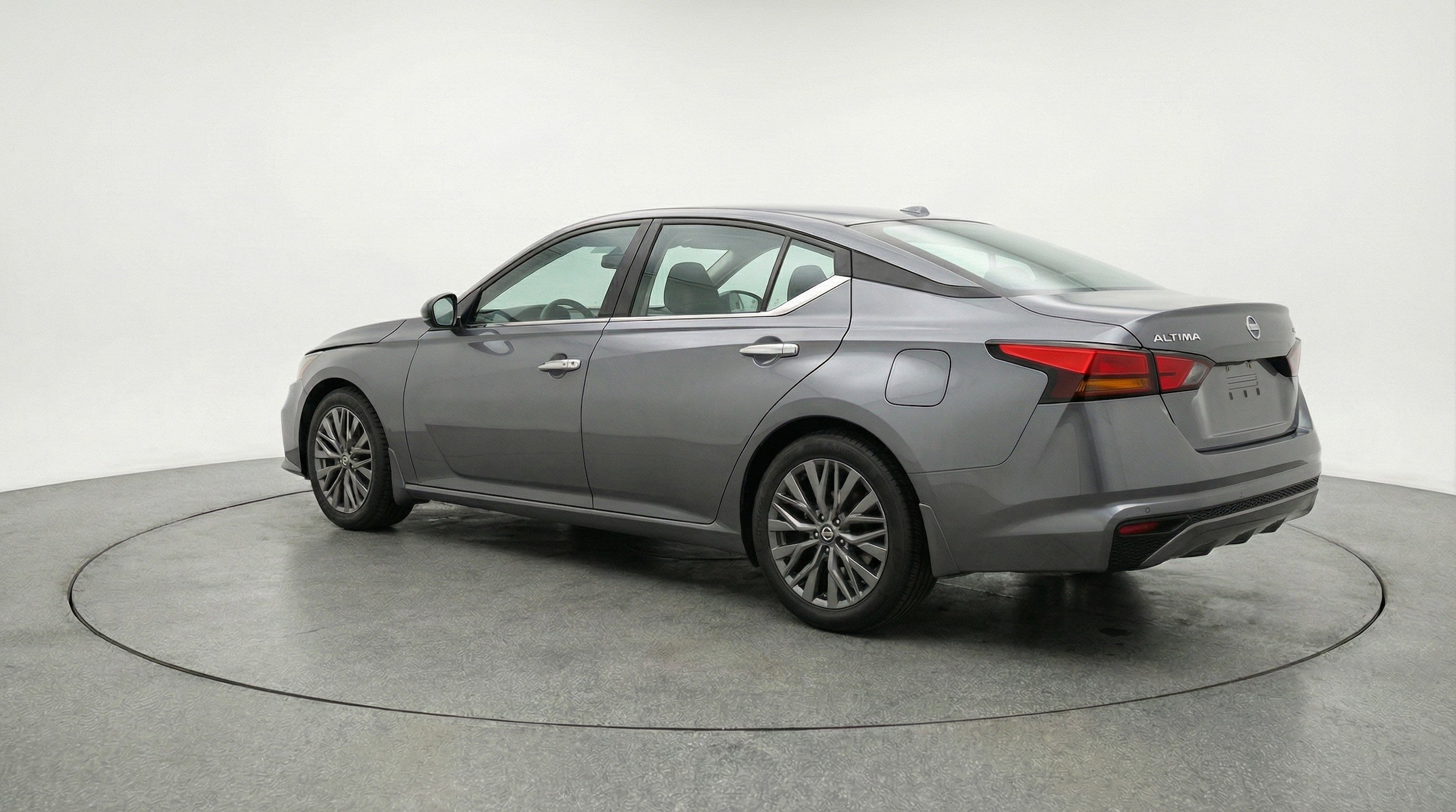 Thumbnail: 2025 Nissan Altima - 6