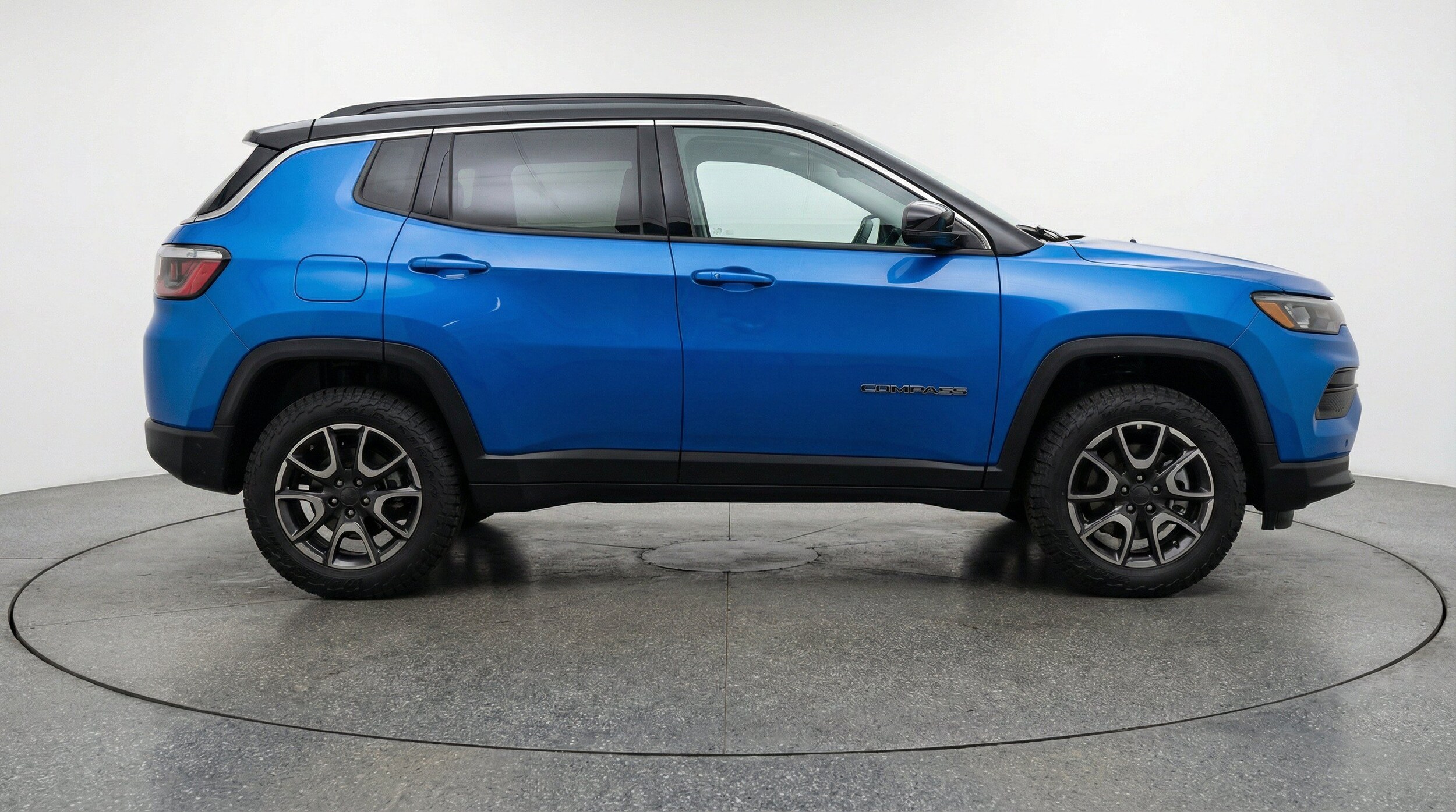 Thumbnail: 2025 Jeep Compass - 10