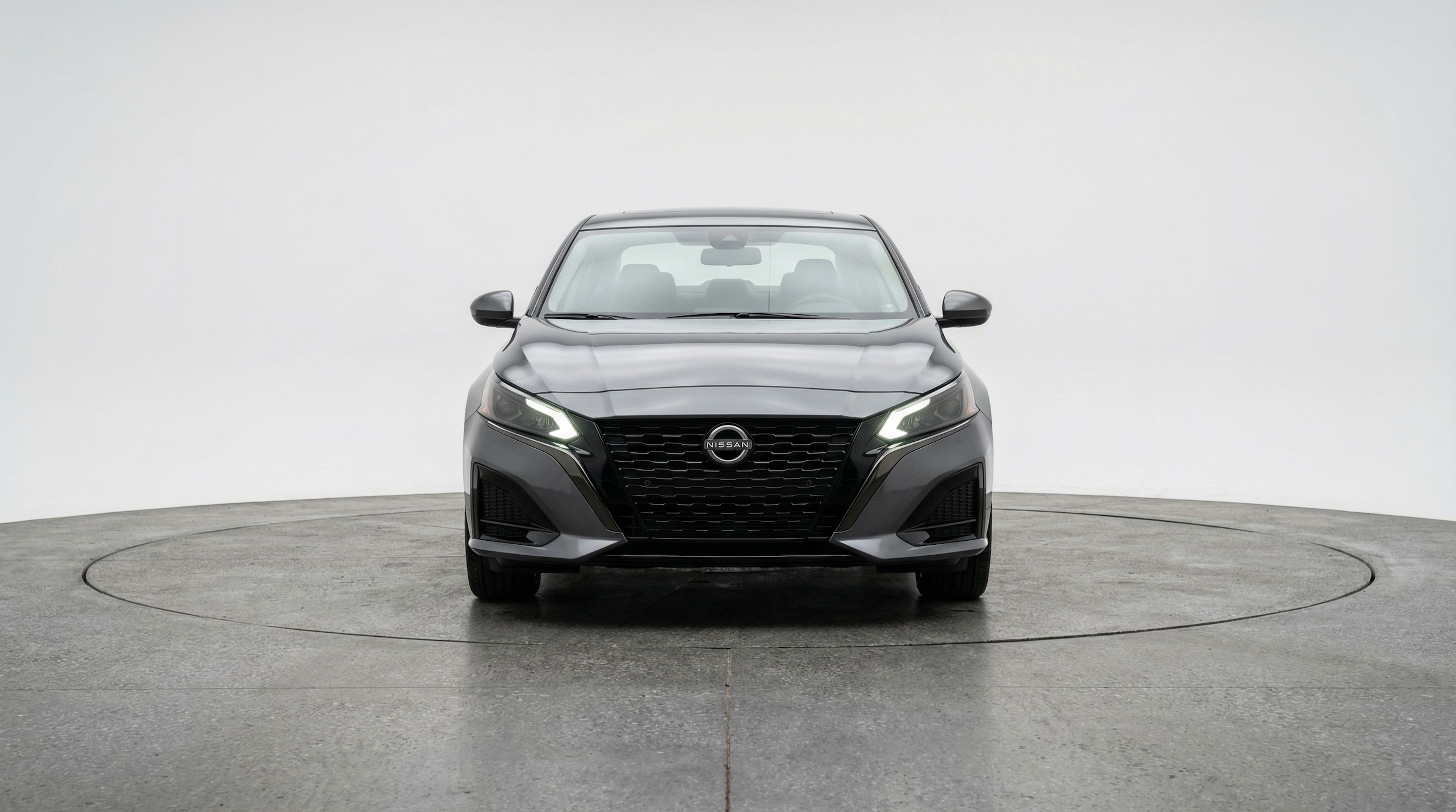 Thumbnail: 2025 Nissan Altima - 2