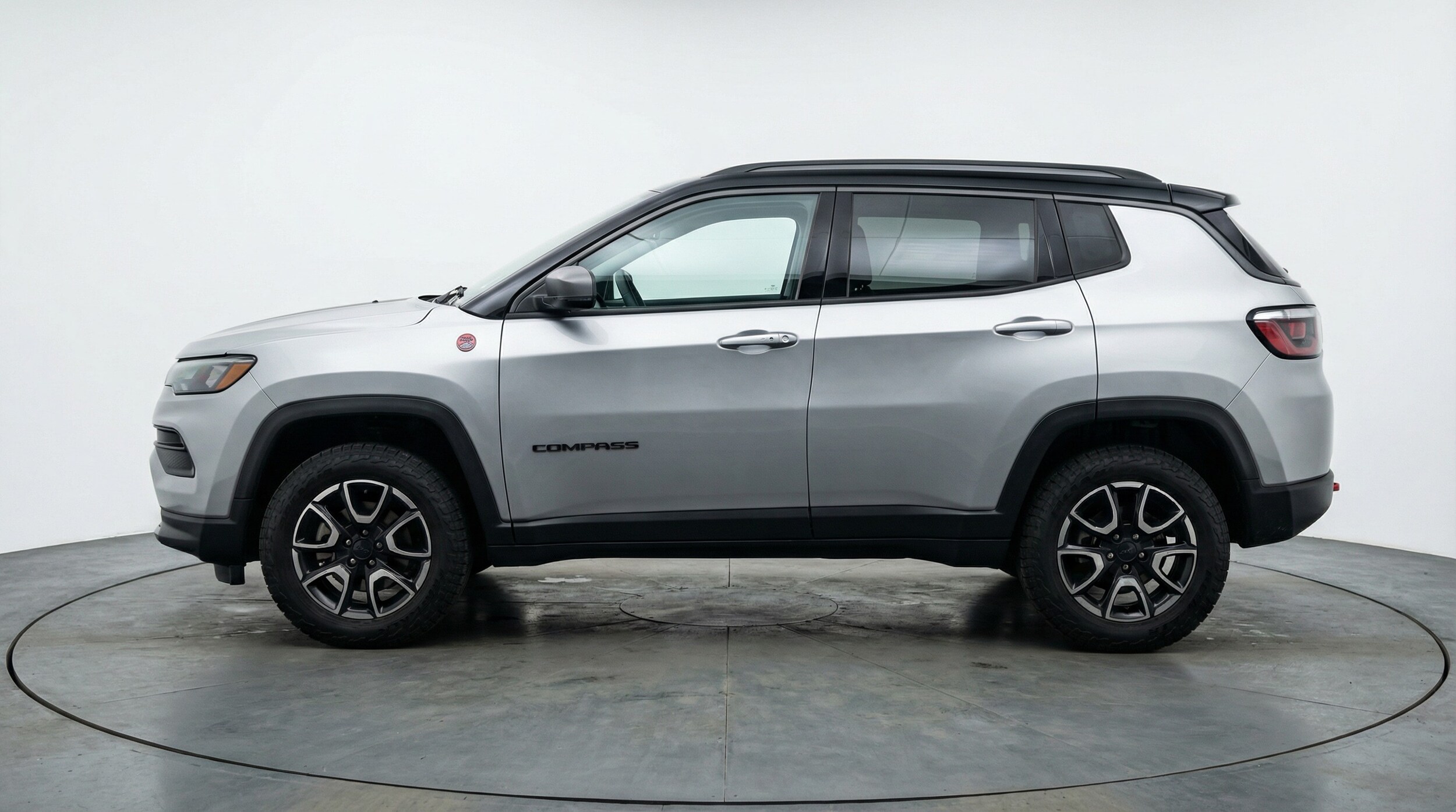 Thumbnail: 2025 Jeep Compass - 4