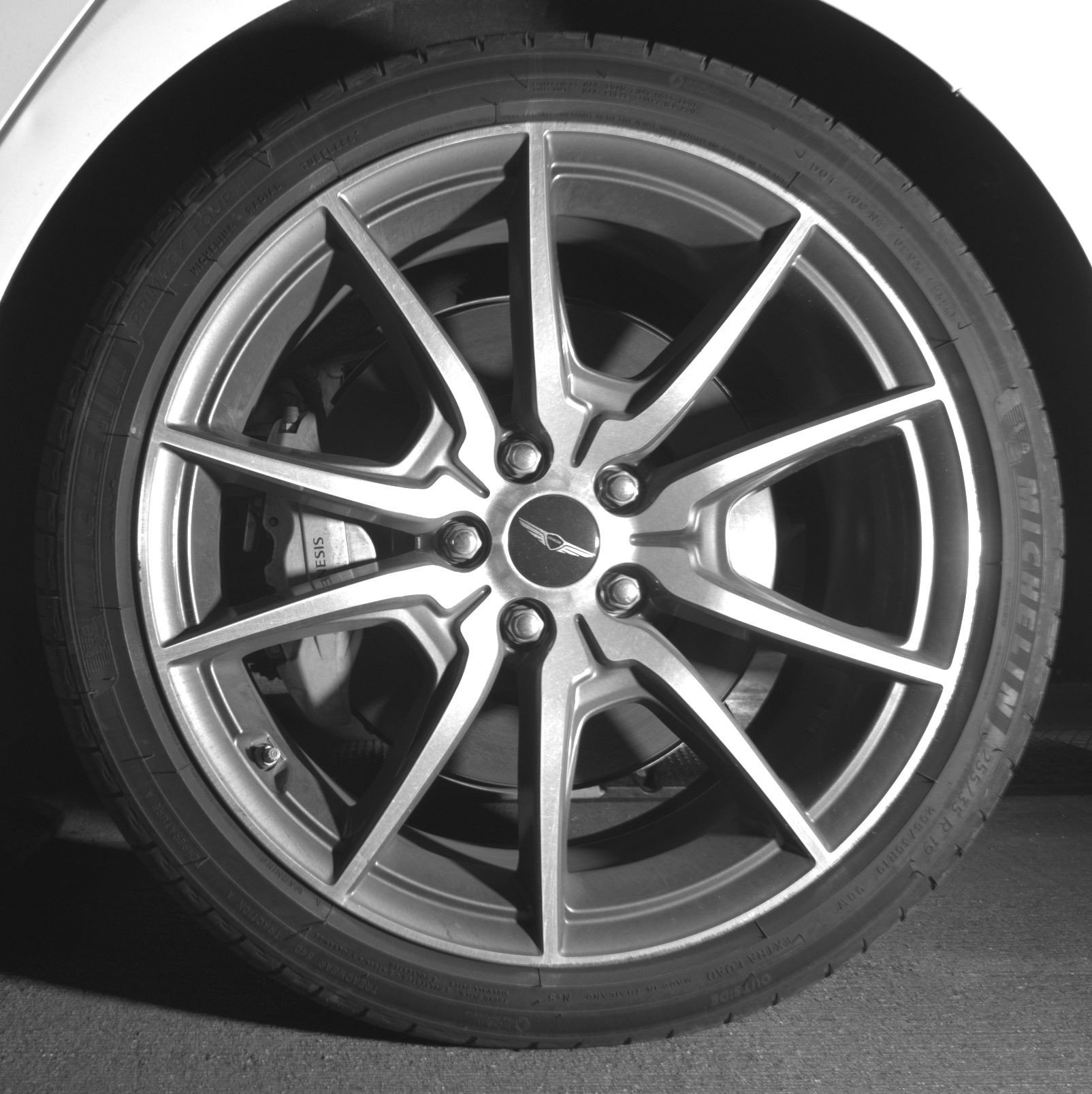 Thumbnail: 2025 Genesis G70 - 13