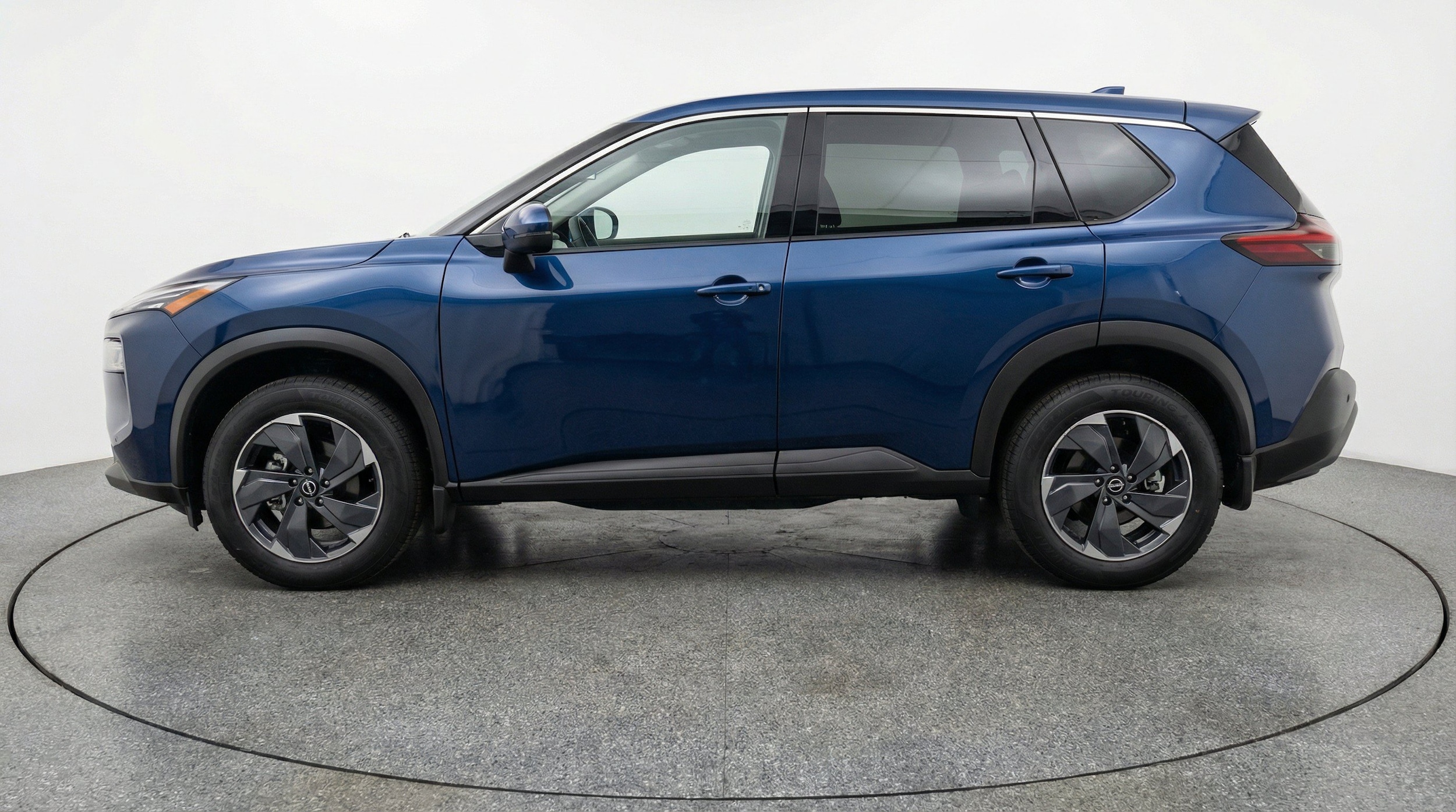 Thumbnail: 2025 Nissan Rogue - 5