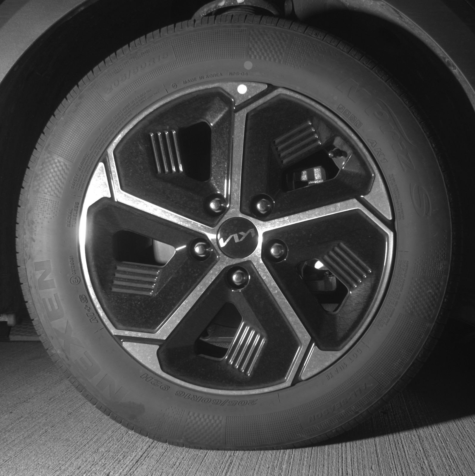 Thumbnail: 2023 Nissan Armada - 13