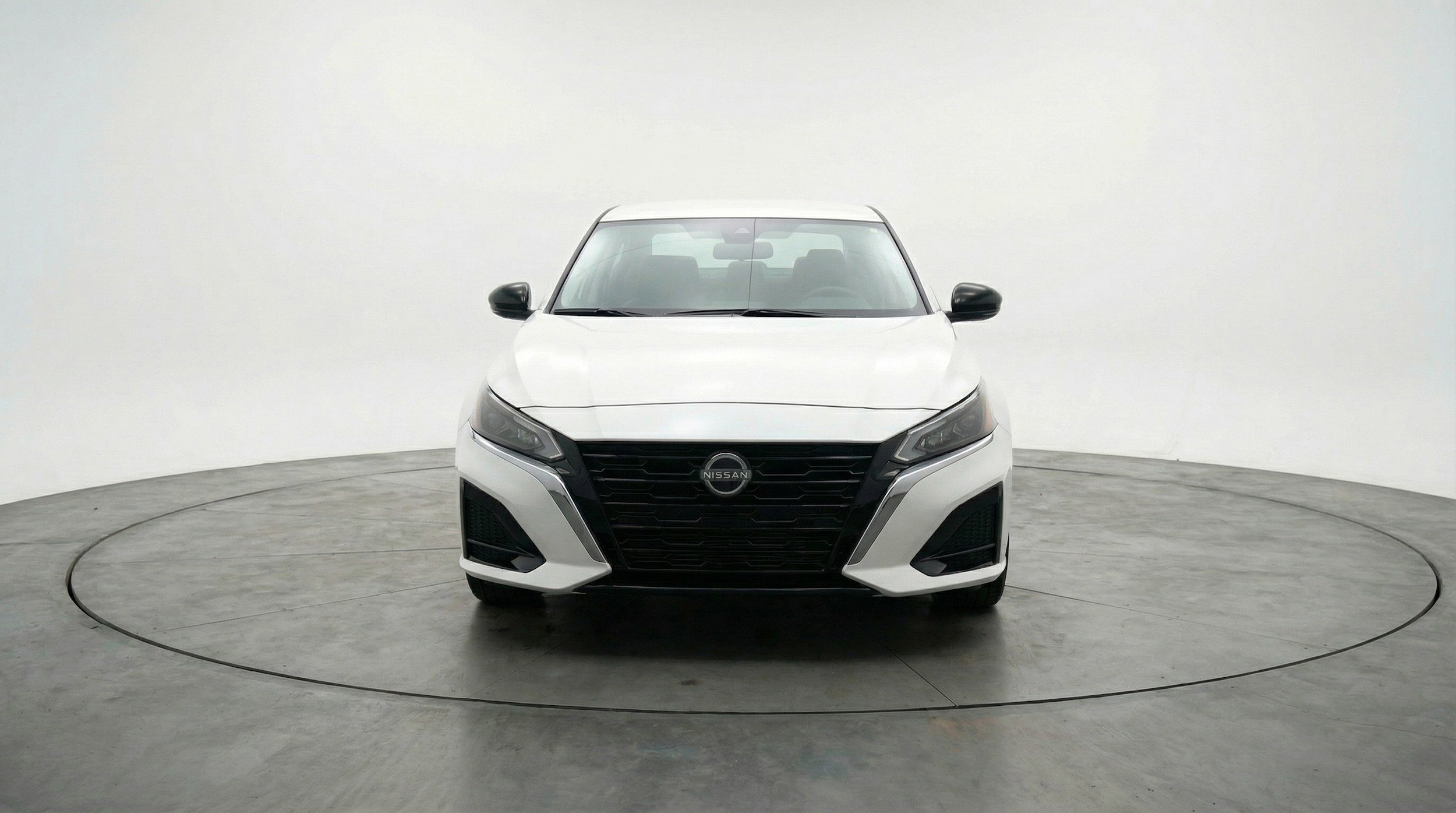 Thumbnail: 2025 Nissan Altima - 2