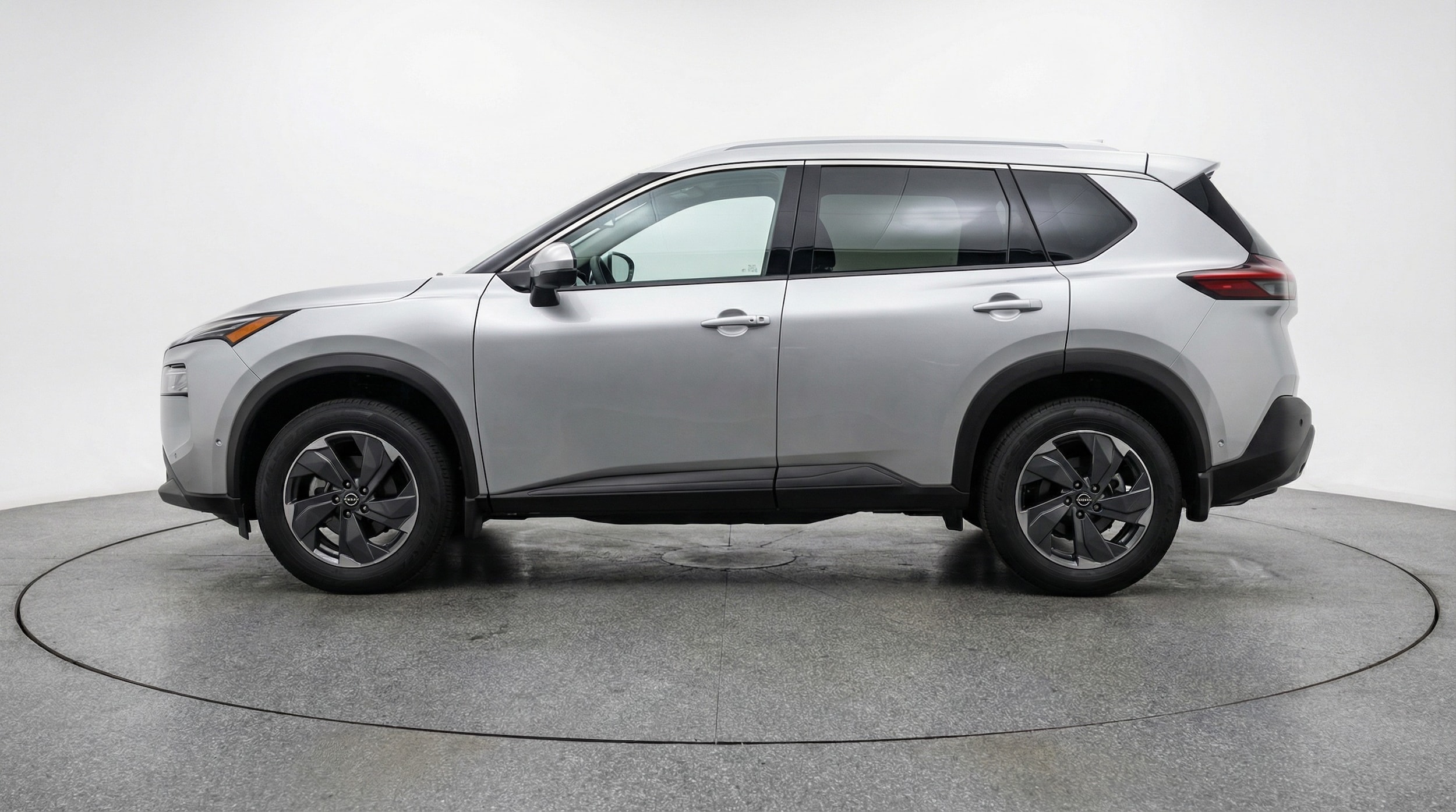 Thumbnail: 2025 Nissan Rogue - 4