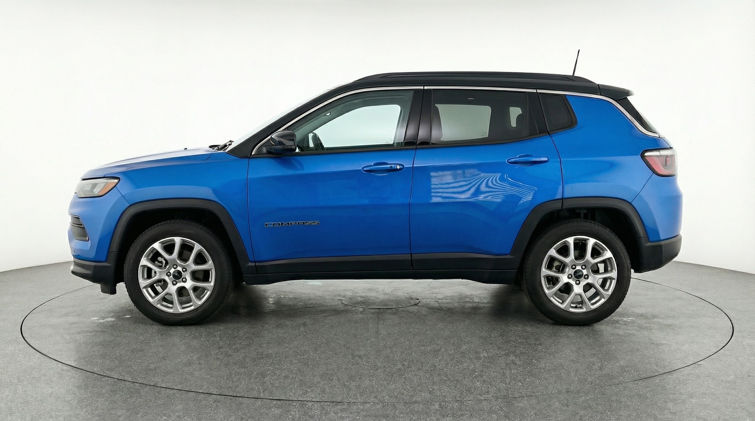 Thumbnail: 2025 Jeep Compass - 4