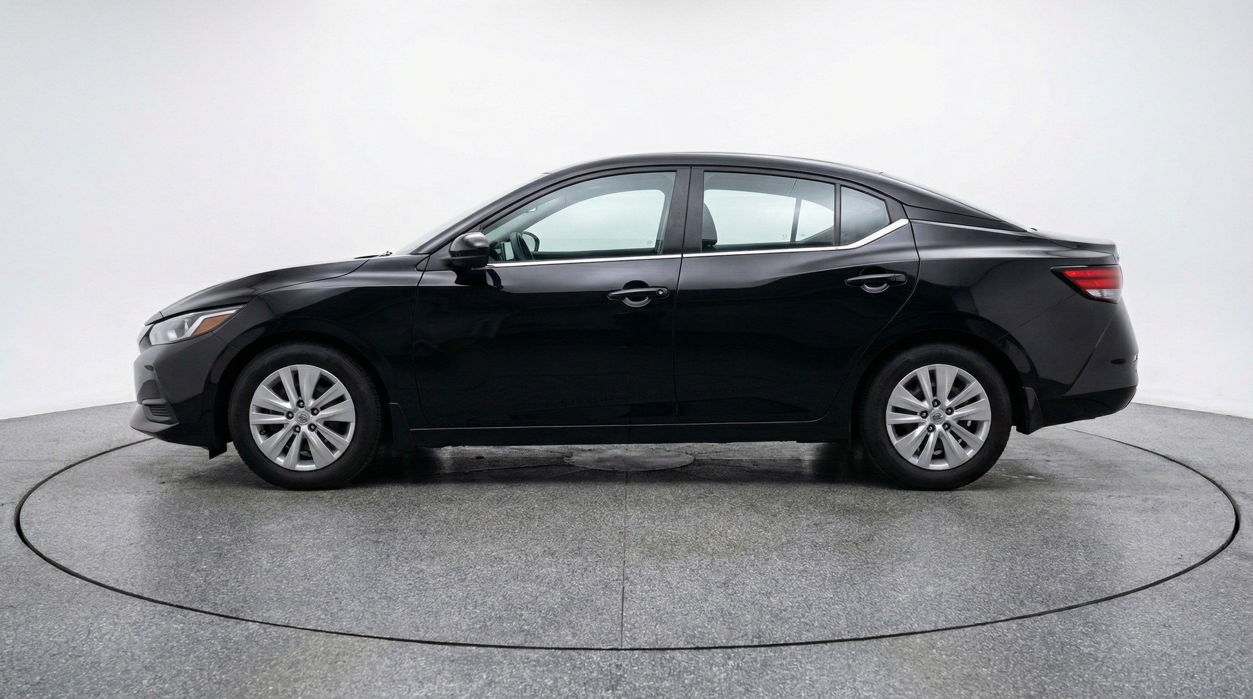 Thumbnail: 2025 Nissan Sentra - 4