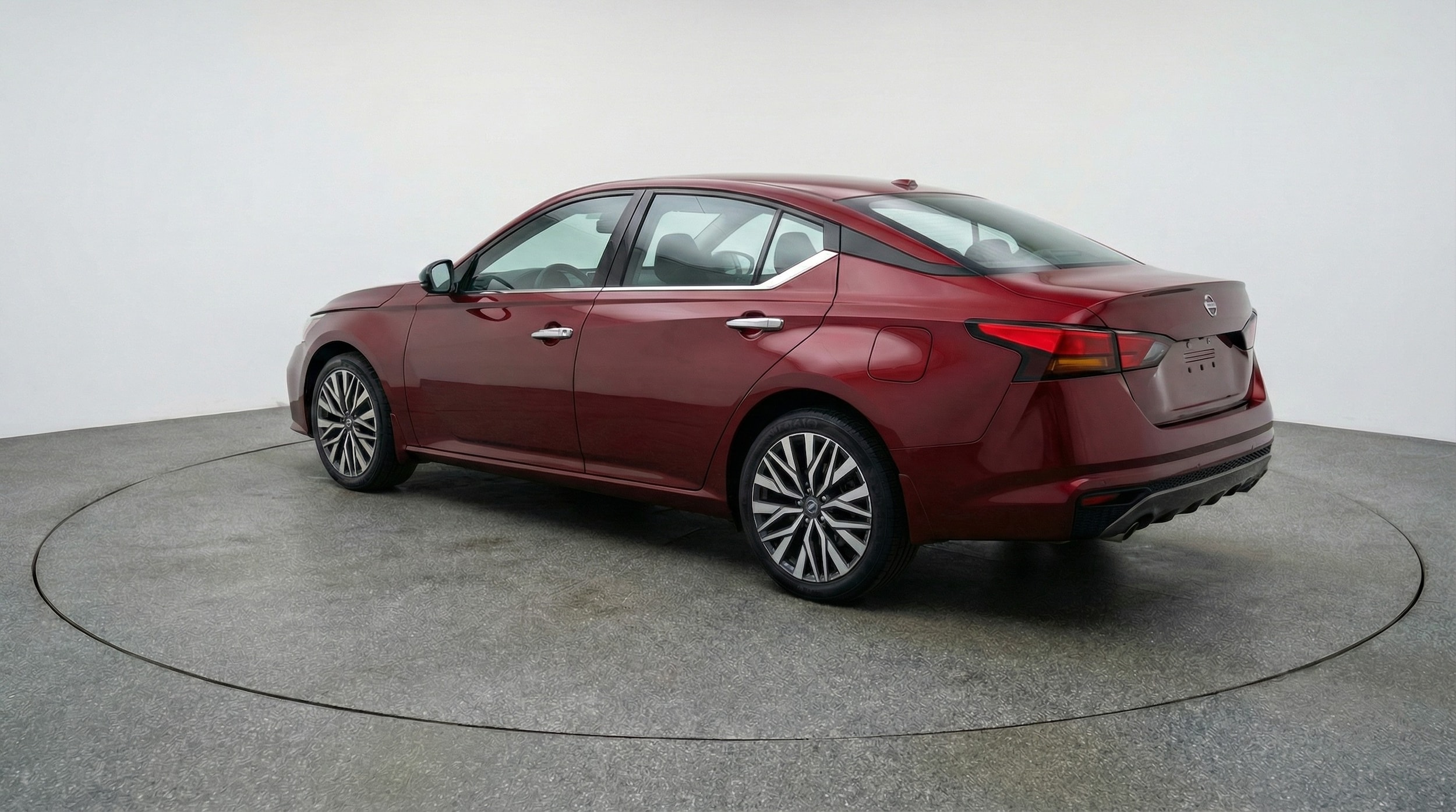 Thumbnail: 2025 Nissan Altima - 5