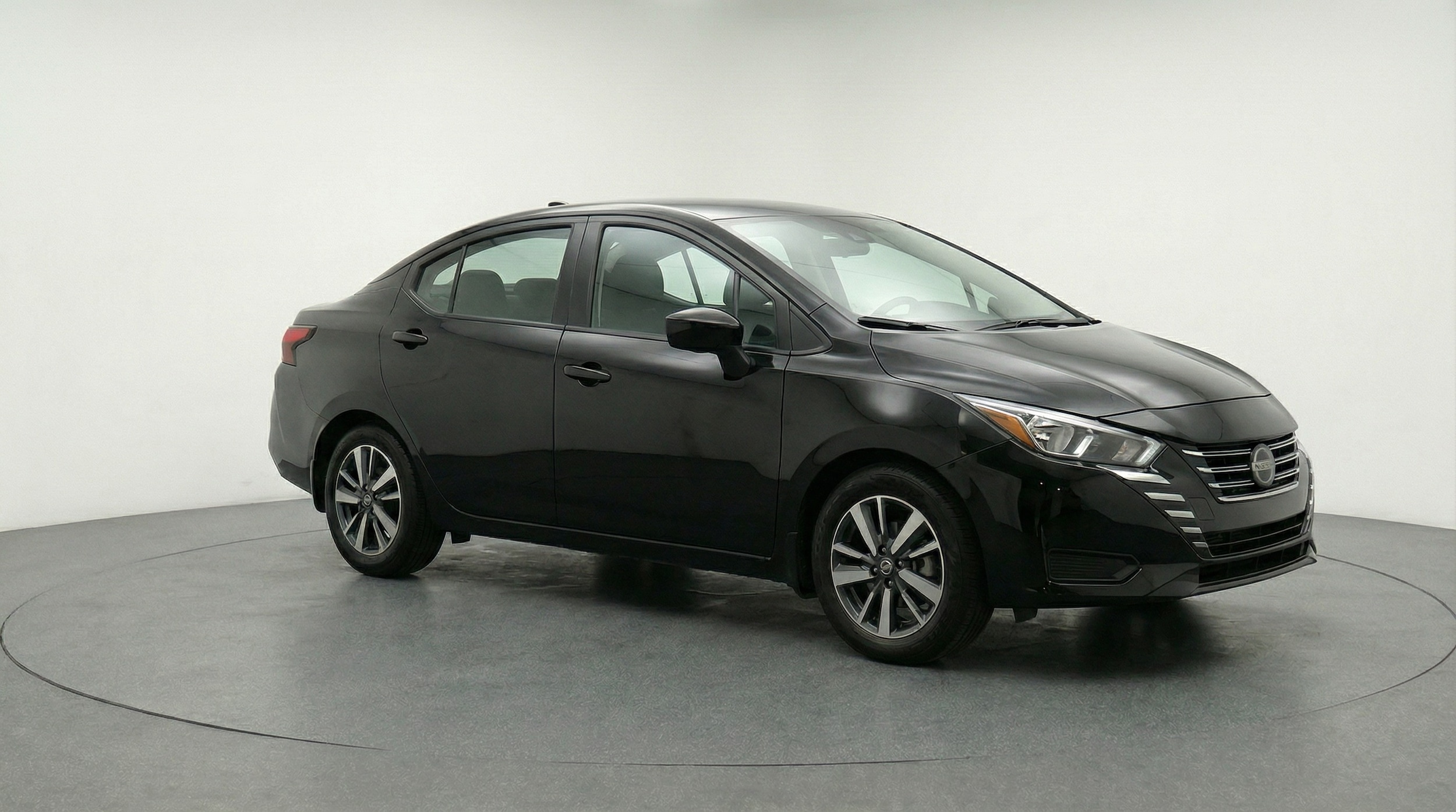 2025 Nissan Versa Sedan SV