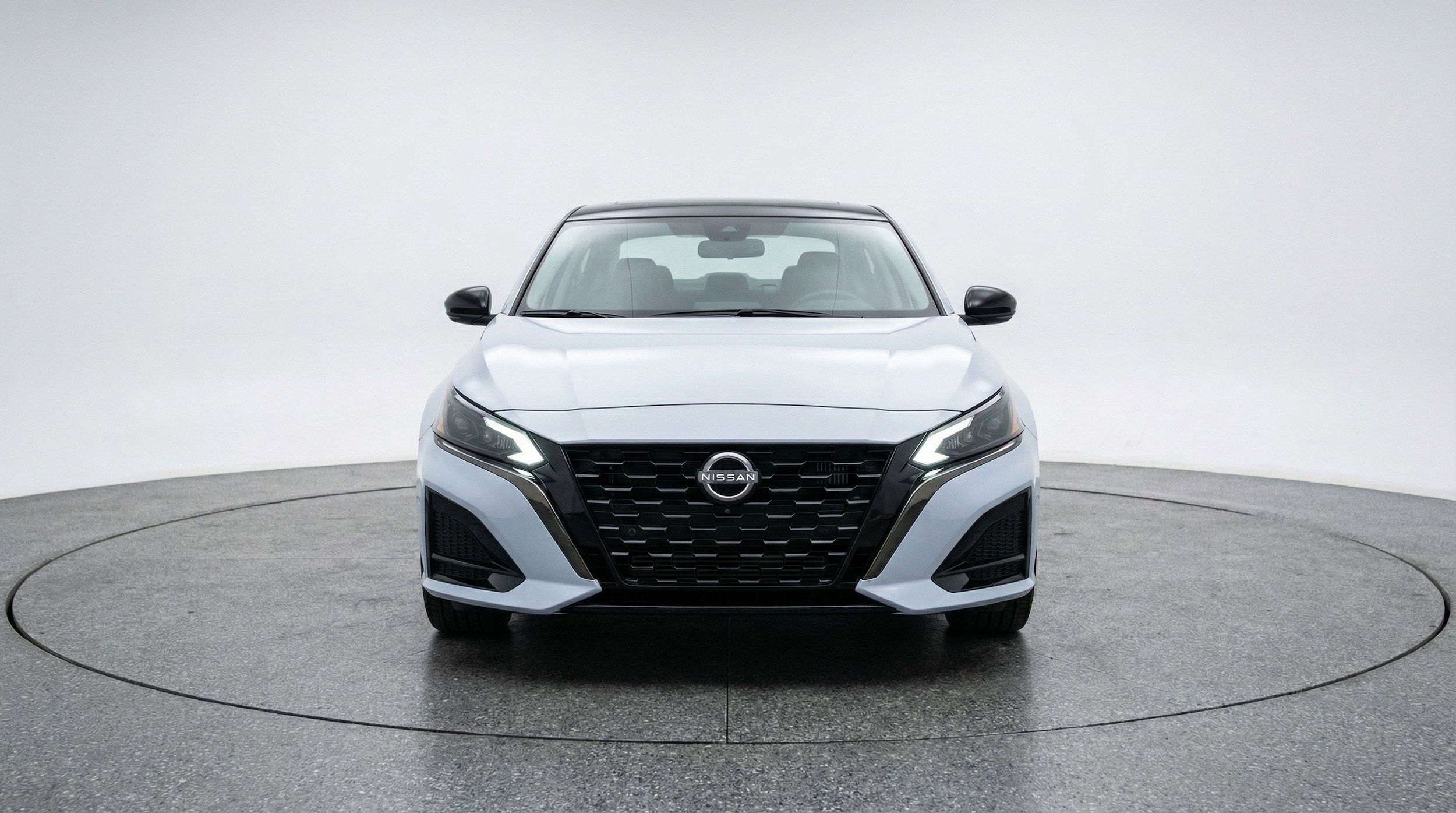 Thumbnail: 2025 Nissan Altima - 2