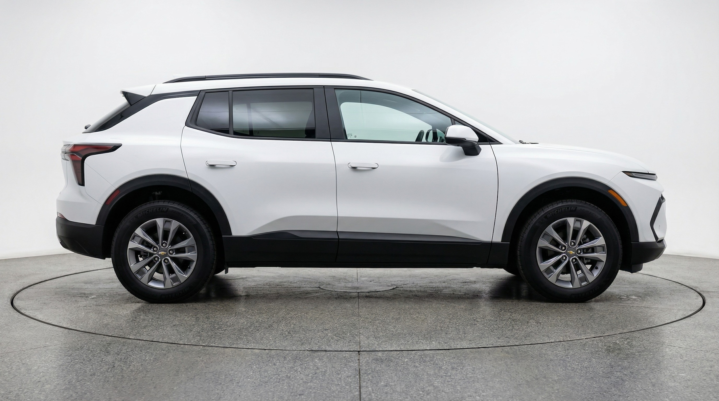 Thumbnail: 2025 Chevrolet Equinox - 8