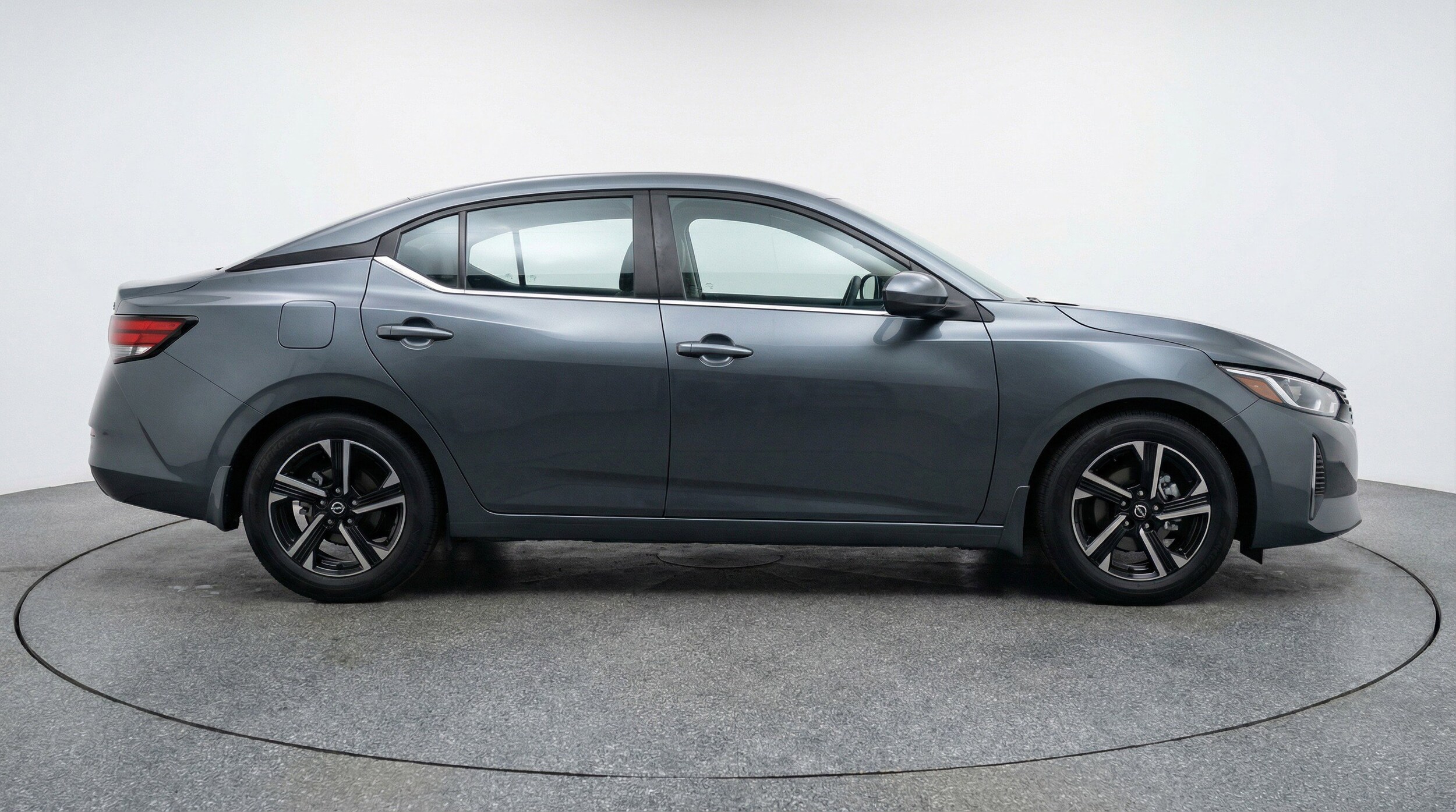 Thumbnail: 2025 Nissan Sentra - 11