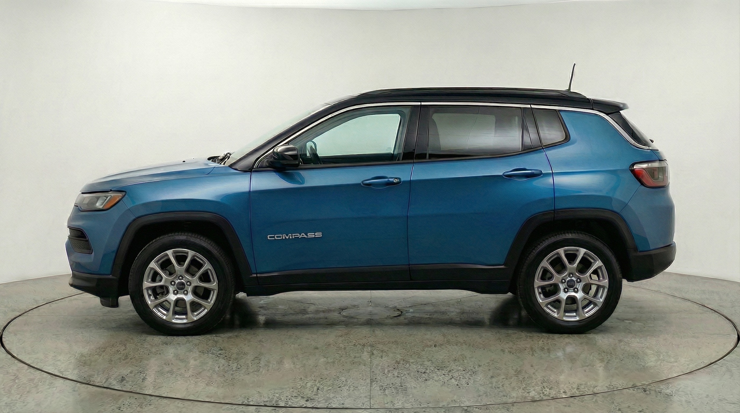 Thumbnail: 2025 Jeep Compass - 4