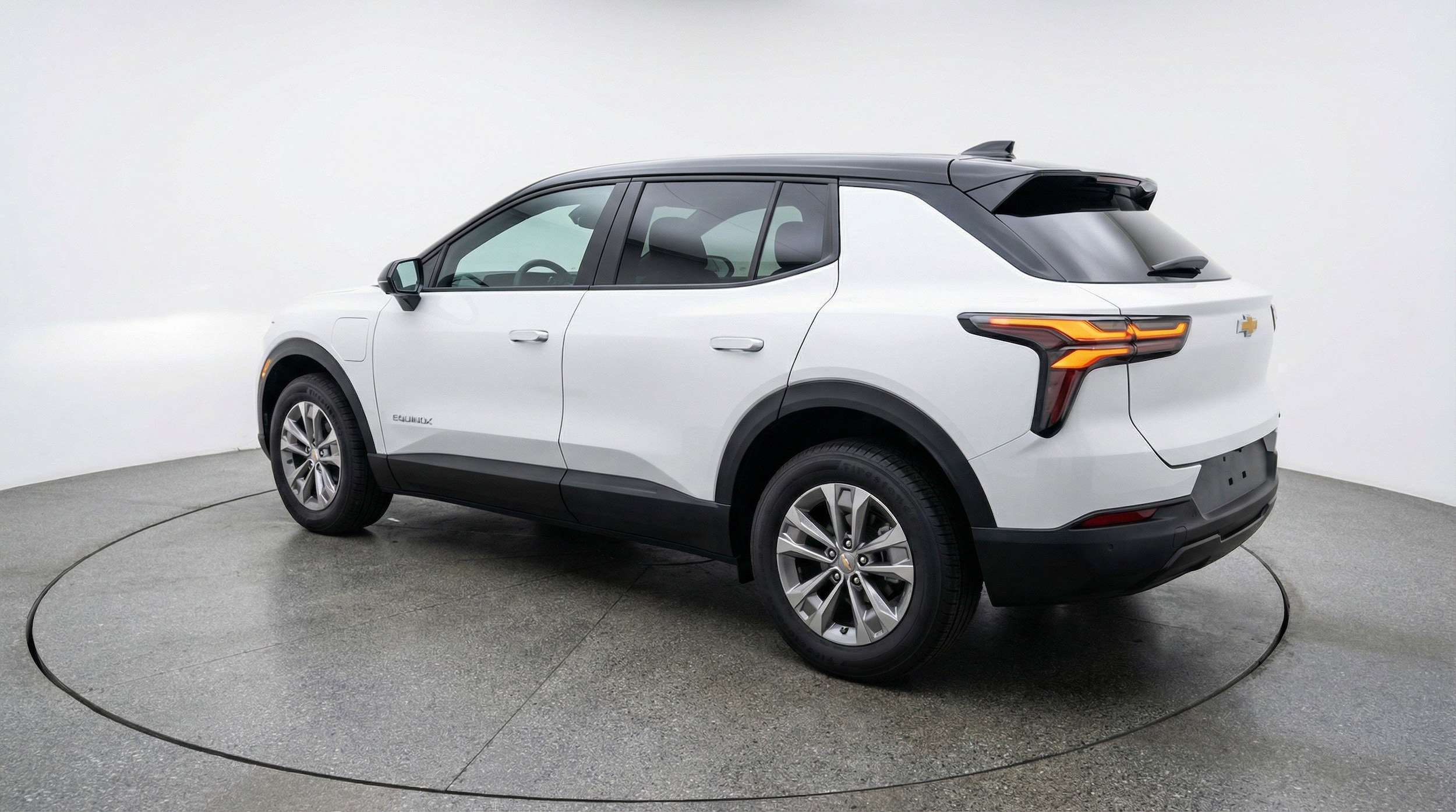 Thumbnail: 2025 Chevrolet Equinox - 6