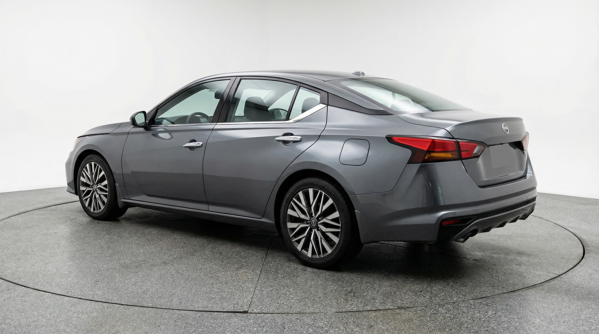 Thumbnail: 2025 Nissan Altima - 5