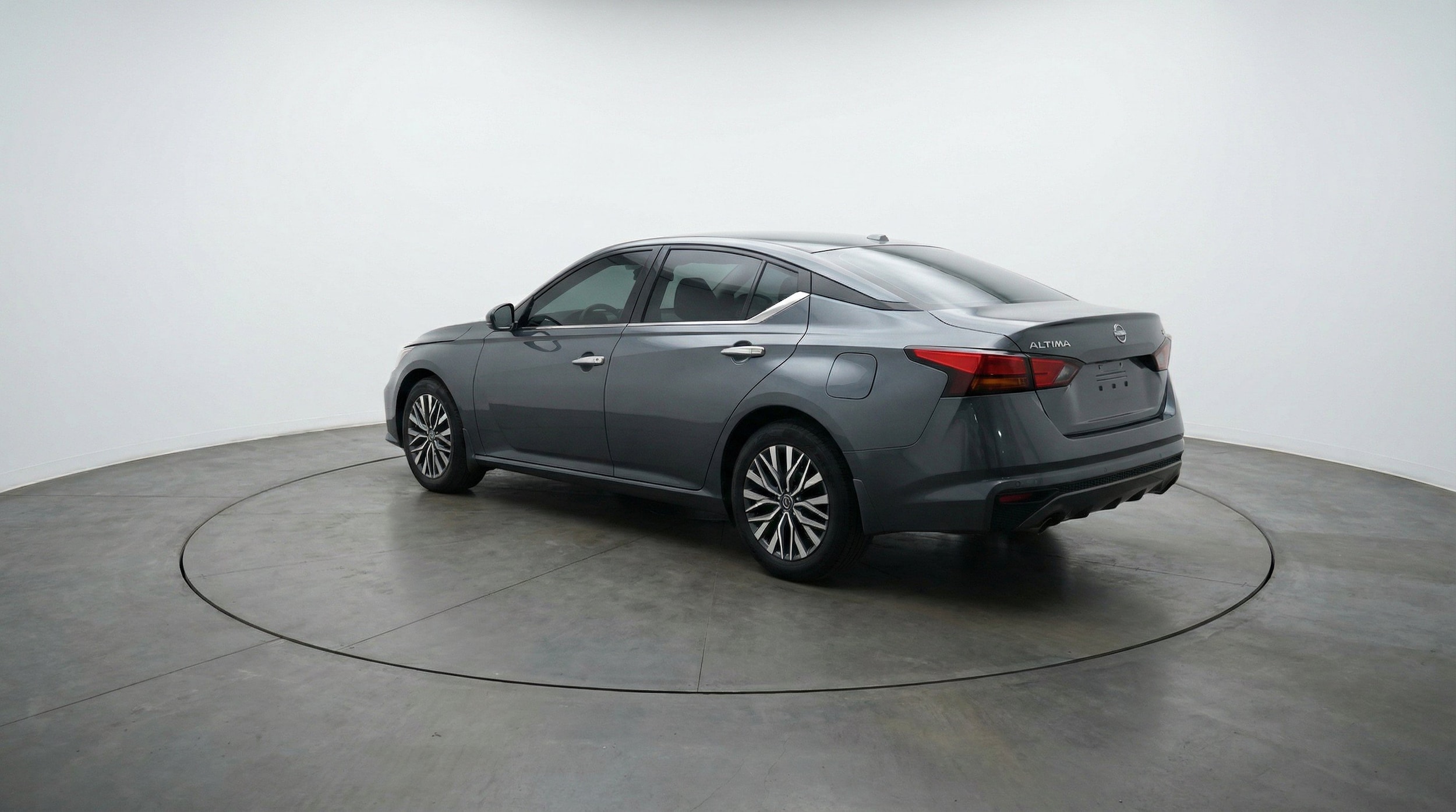 Thumbnail: 2025 Nissan Altima - 6