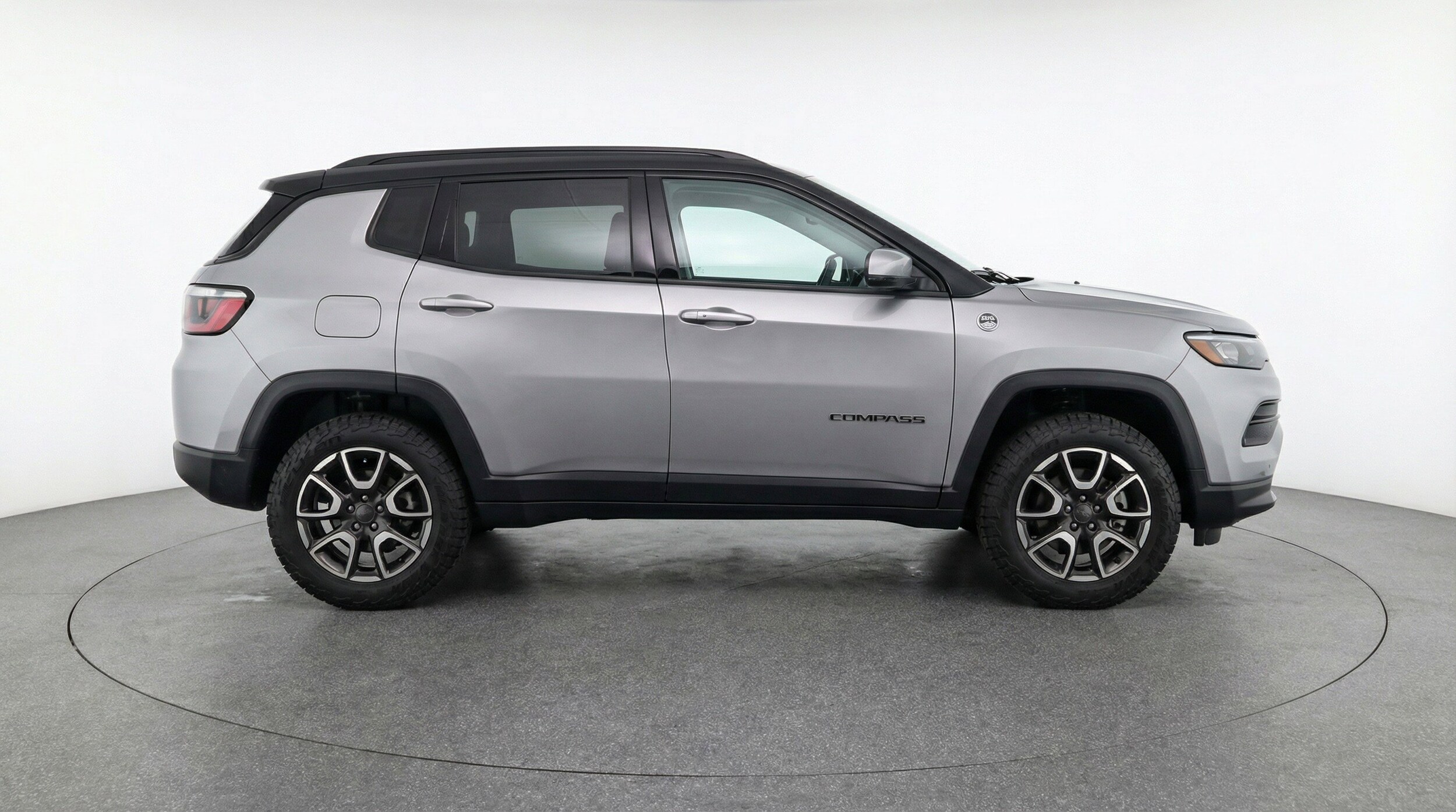 Thumbnail: 2025 Jeep Compass - 11