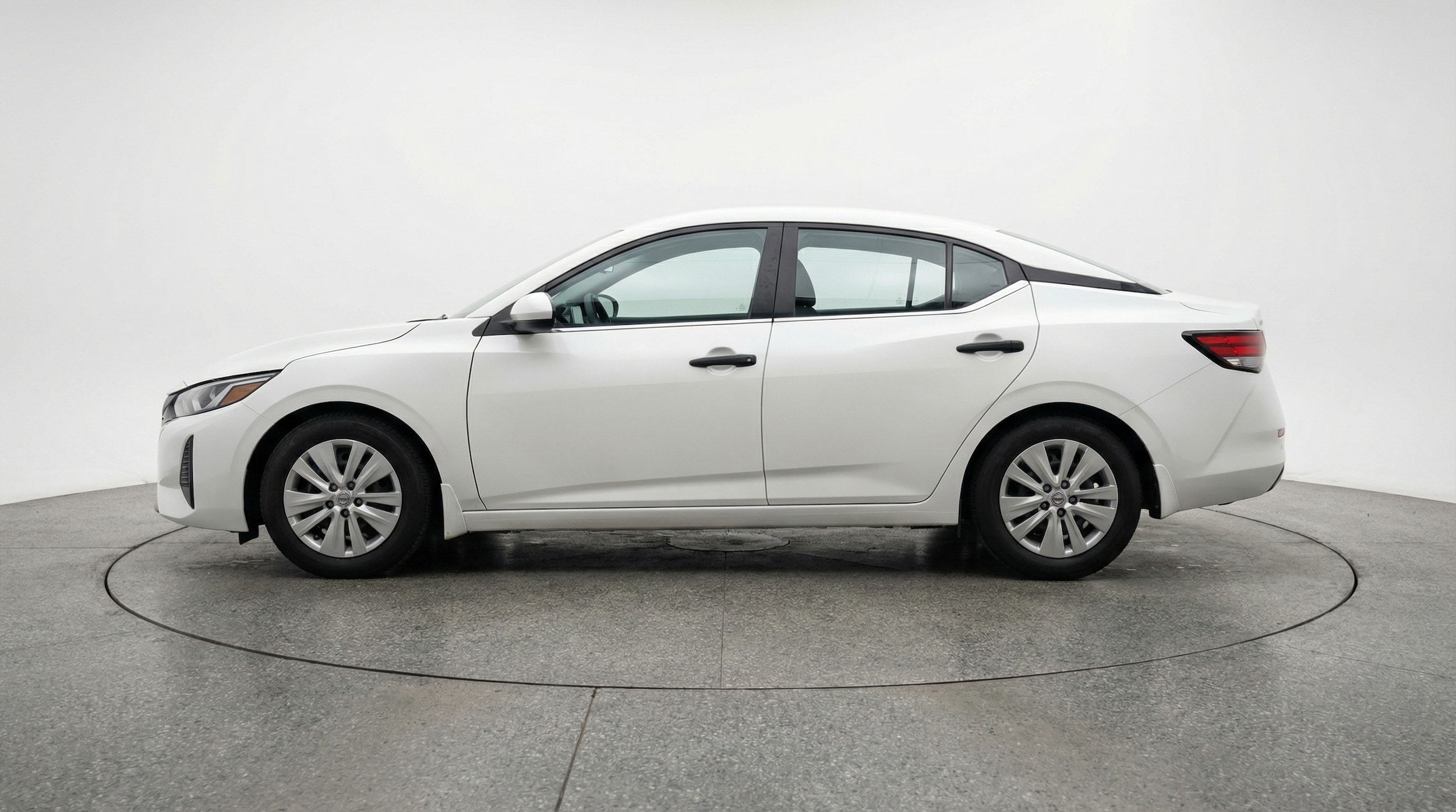 Thumbnail: 2025 Nissan Sentra - 4