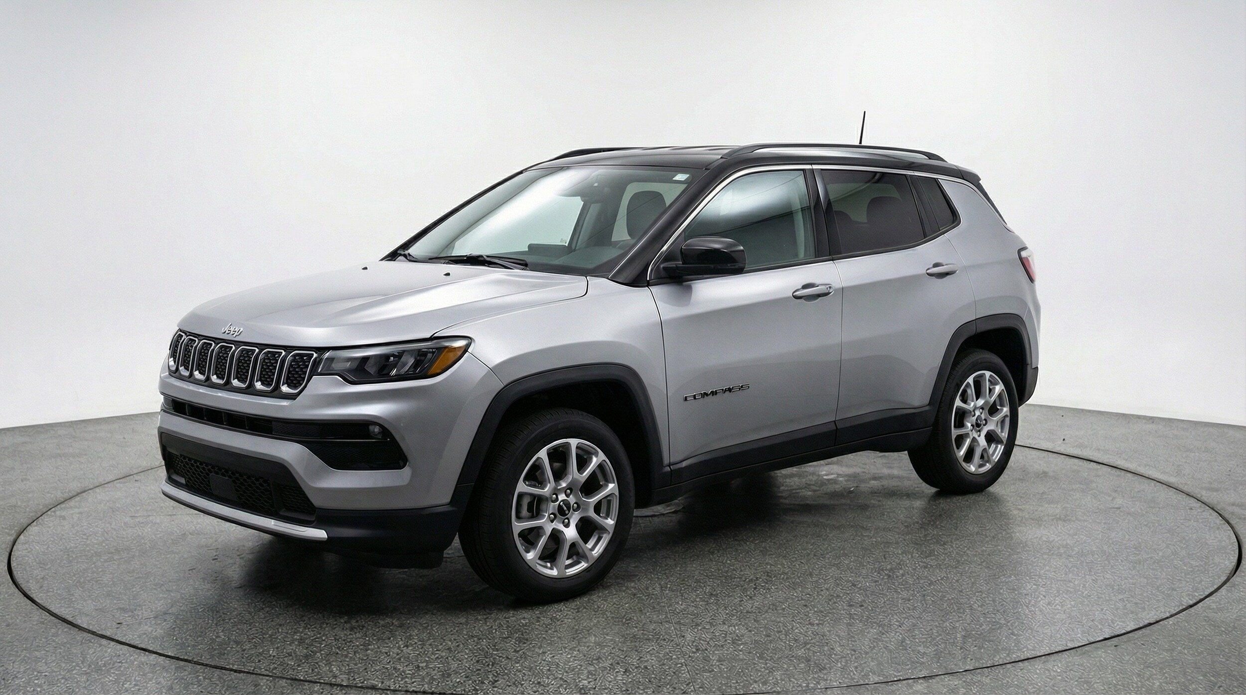 Thumbnail: 2025 Jeep Compass - 3