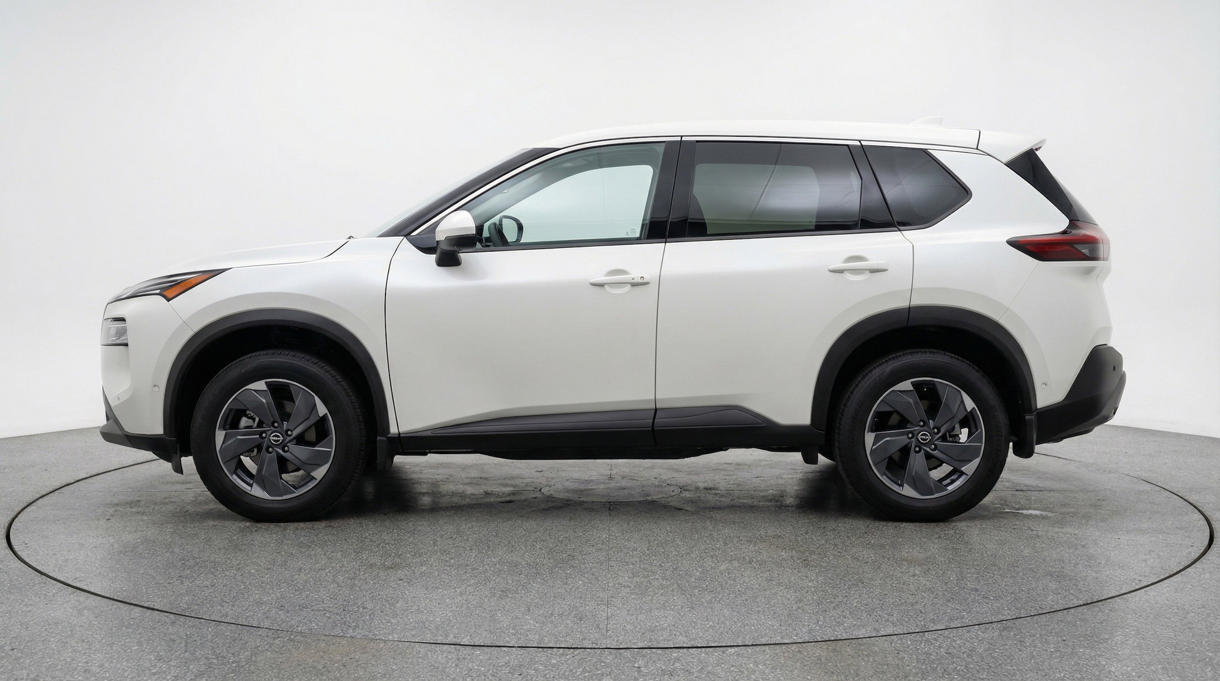 Thumbnail: 2025 Nissan Rogue - 5