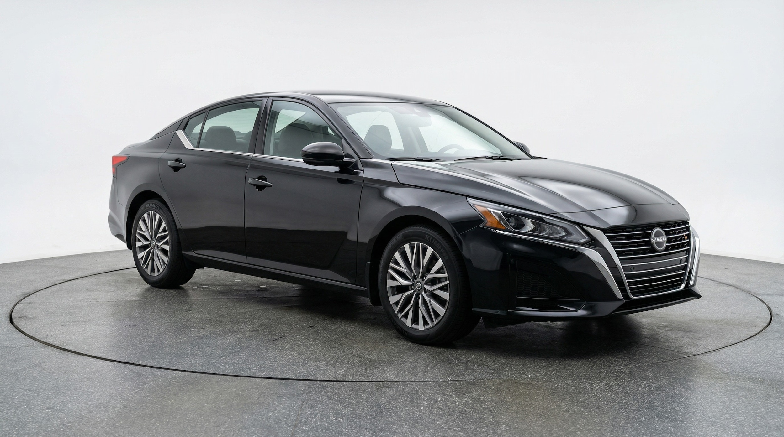 Thumbnail: 2025 Nissan Altima - 1