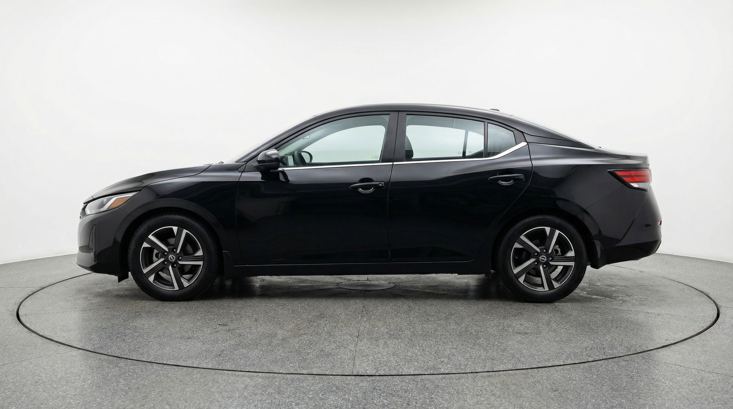 Thumbnail: 2025 Nissan Sentra - 5