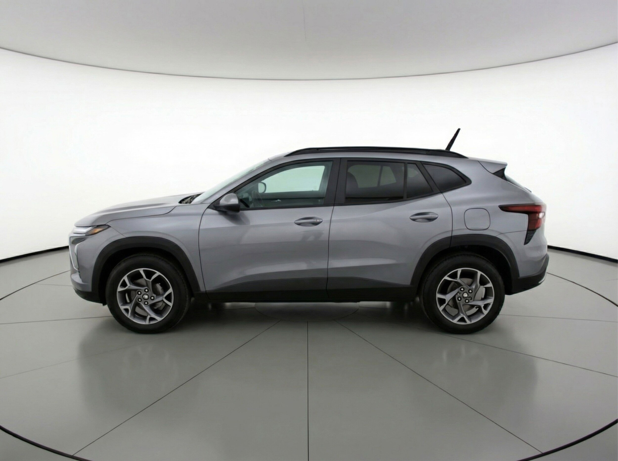 Thumbnail: 2025 Chevrolet Trax - 5