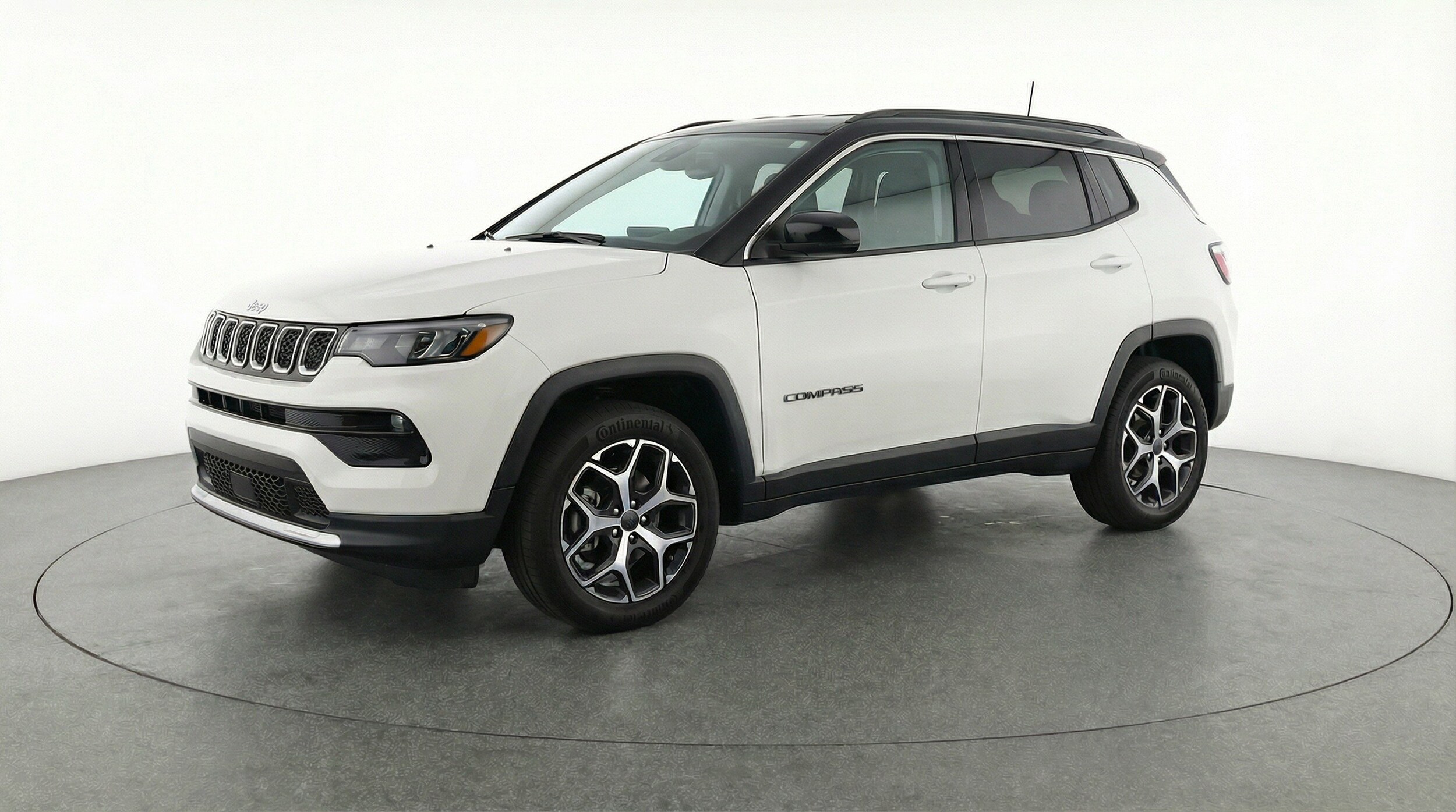 Thumbnail: 2025 Jeep Compass - 3