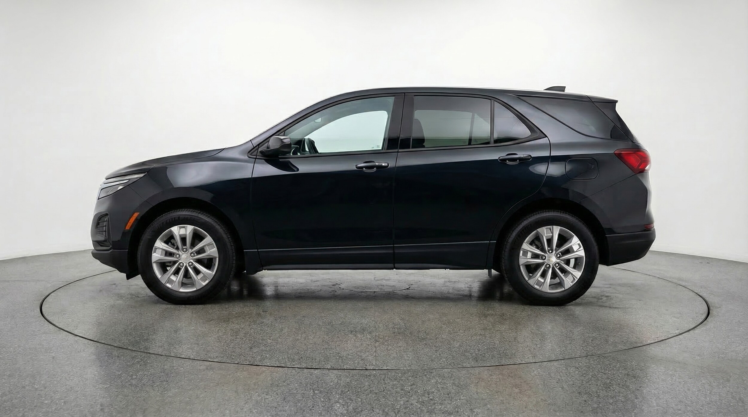 Thumbnail: 2025 Chevrolet Equinox - 4