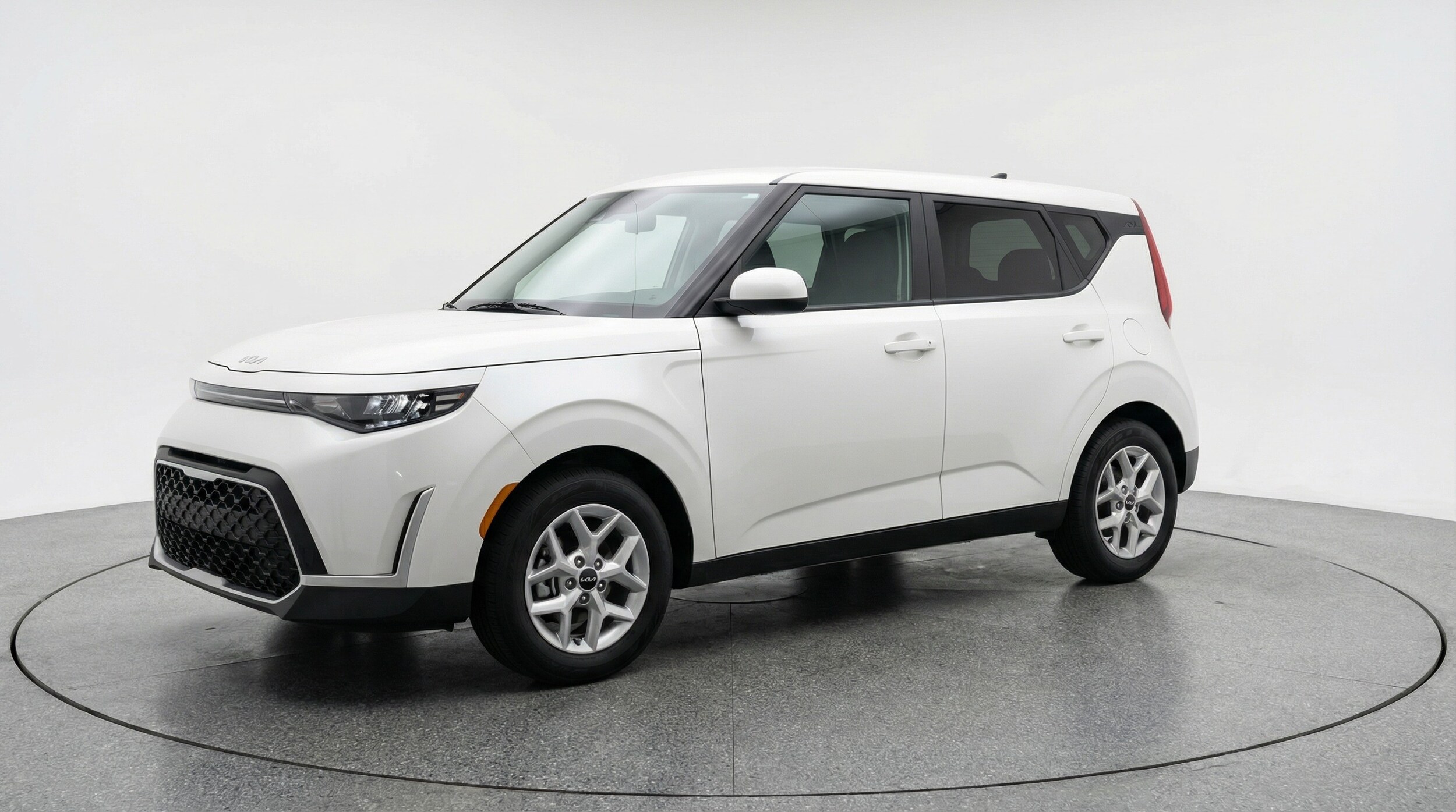 Thumbnail: 2025 Kia Soul - 3