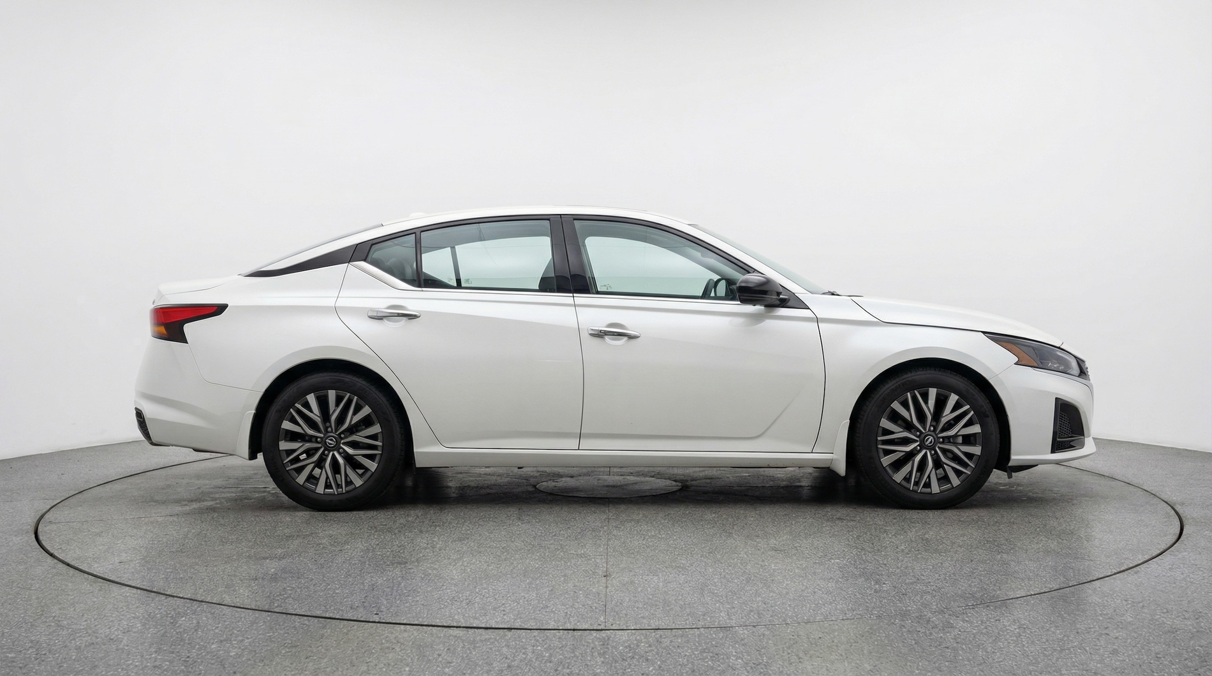 Thumbnail: 2025 Nissan Altima - 8