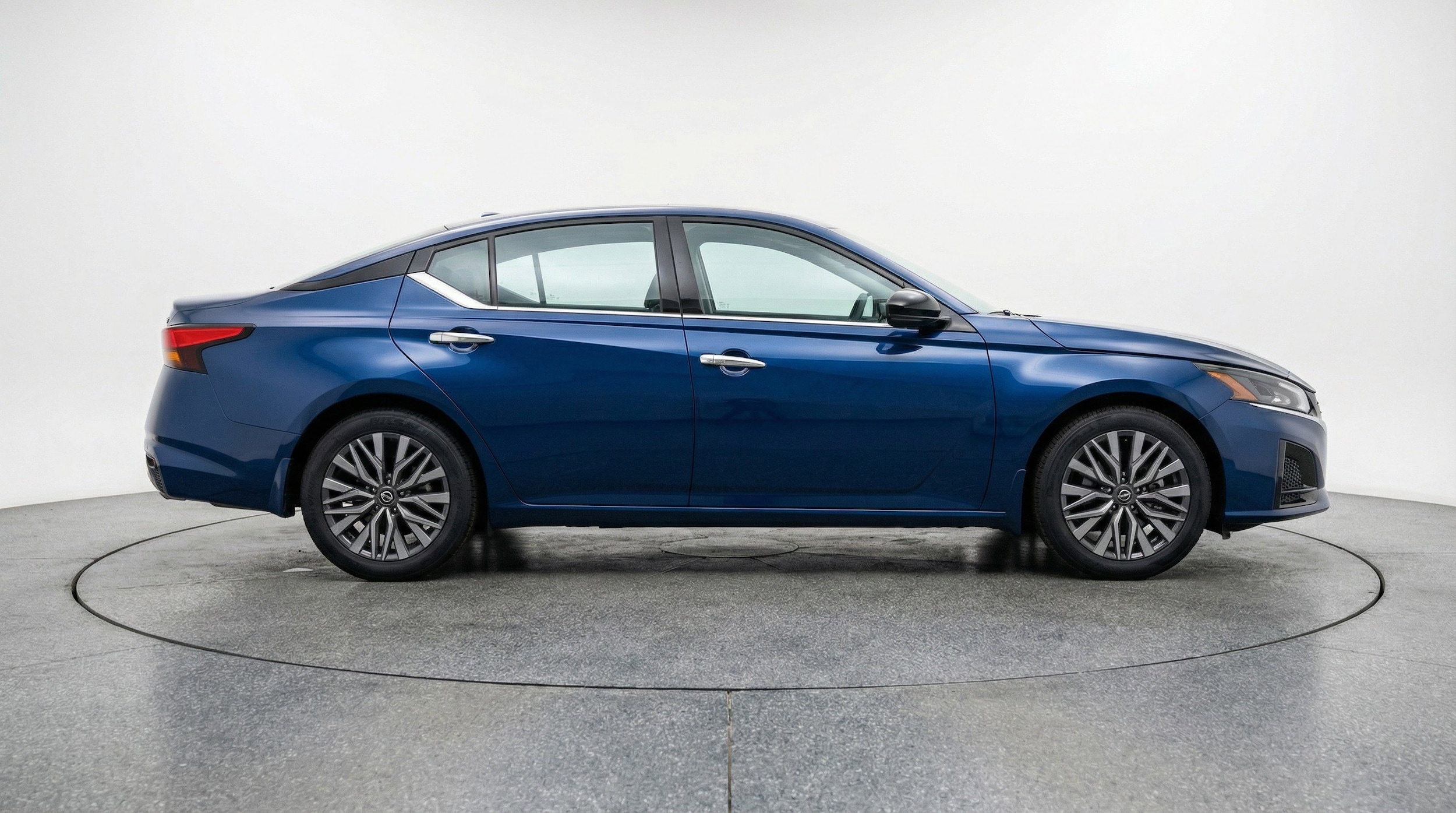Thumbnail: 2025 Nissan Altima - 11