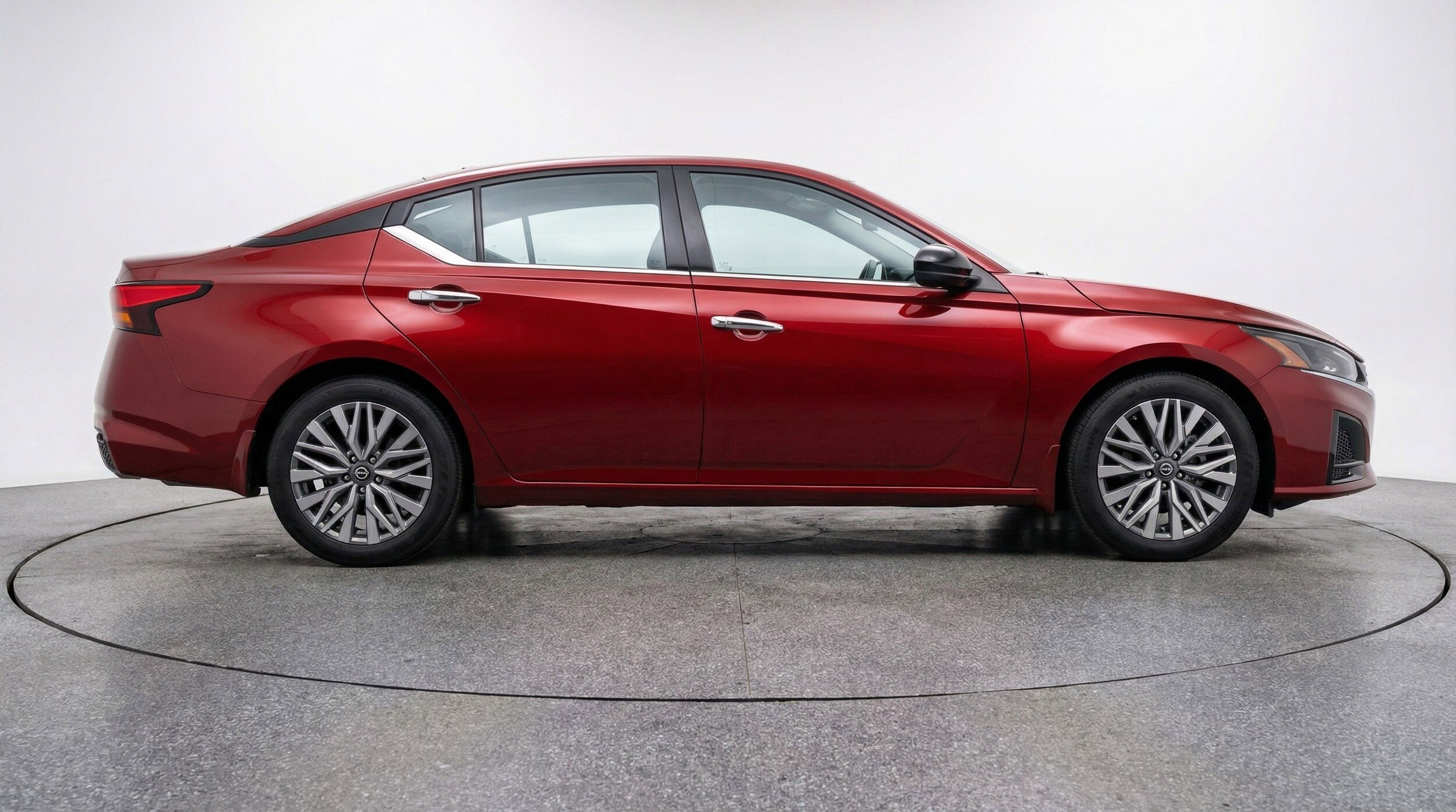 Thumbnail: 2025 Nissan Altima - 11