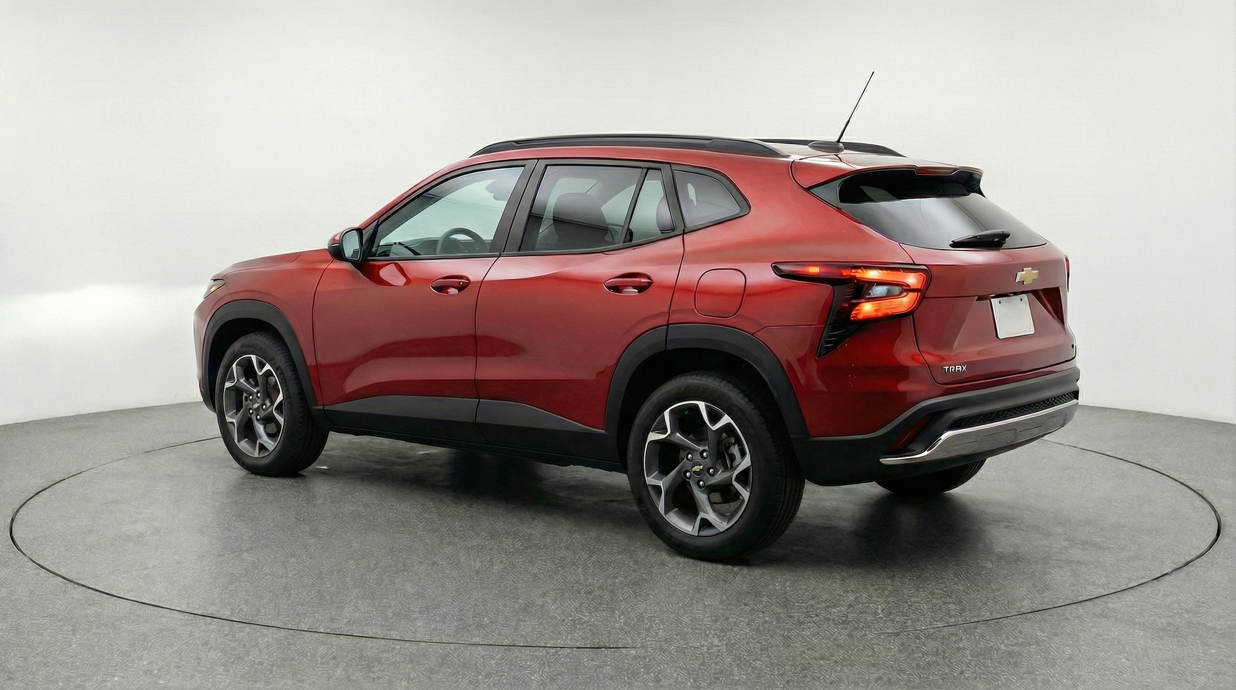 Thumbnail: 2025 Chevrolet Trax - 5