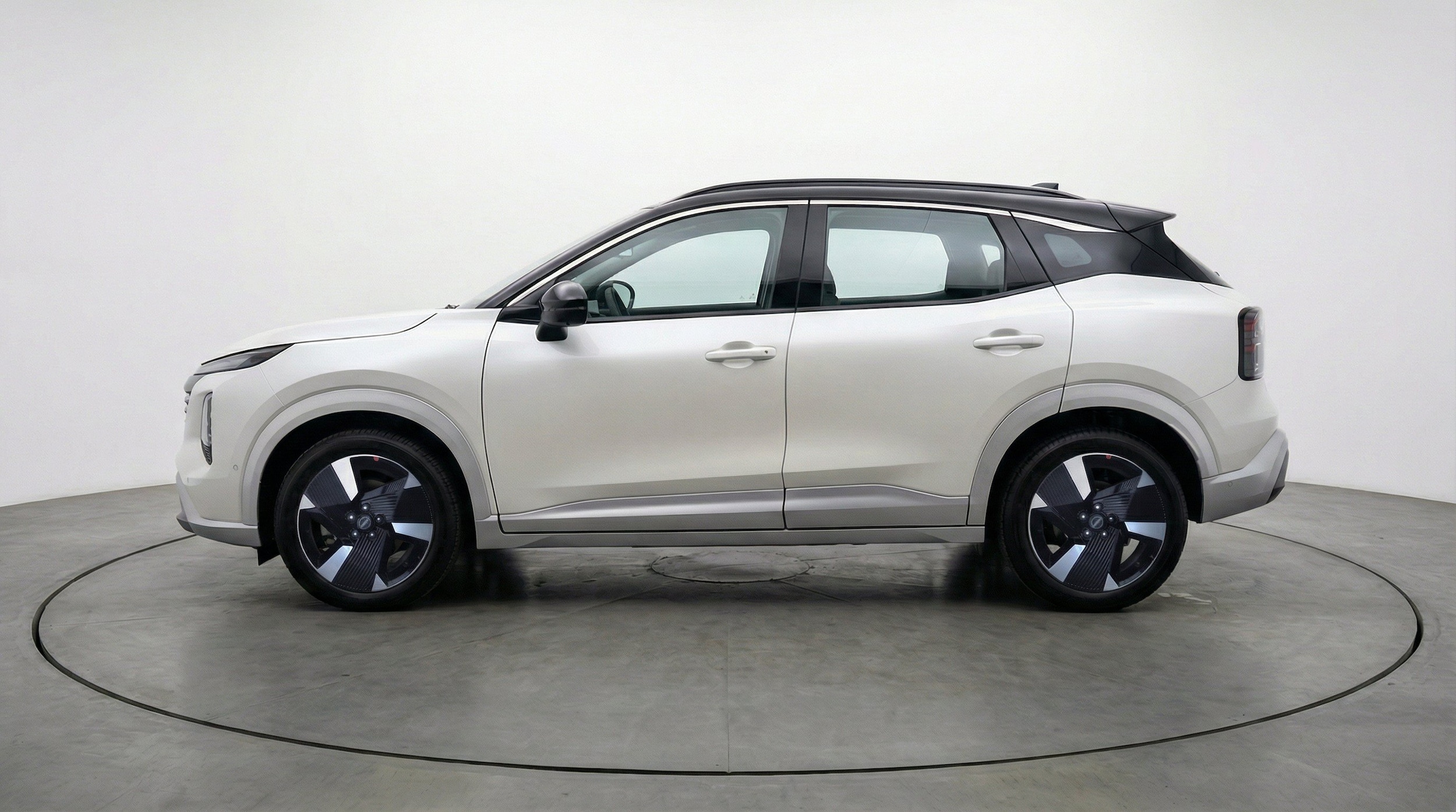 Thumbnail: 2026 Nissan Kicks - 5