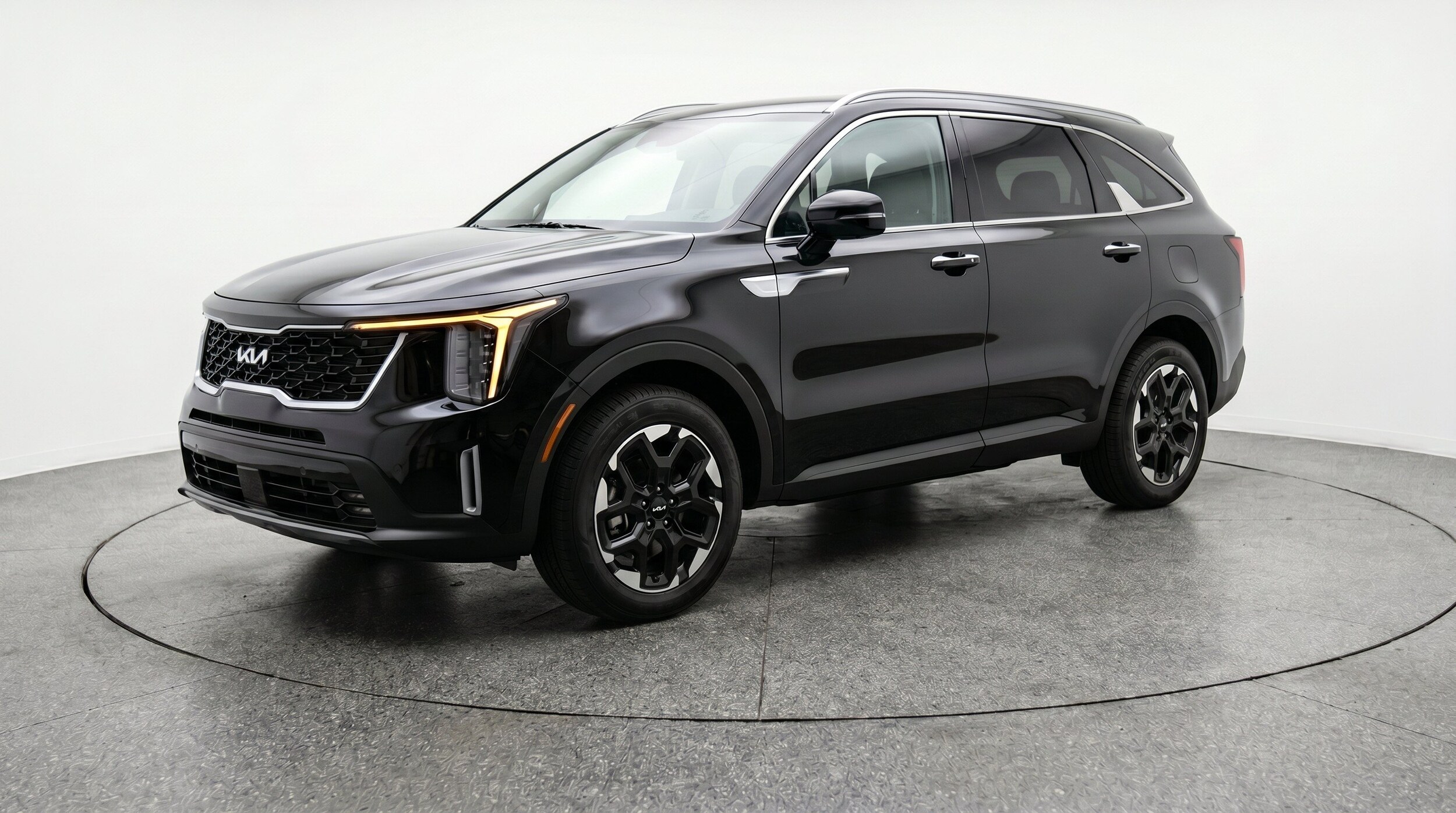 Thumbnail: 2024 Kia Sorento - 3