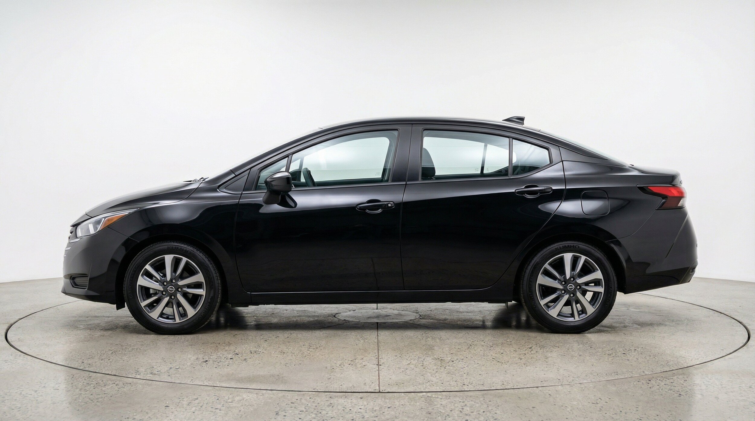 Thumbnail: 2025 Nissan Versa - 5
