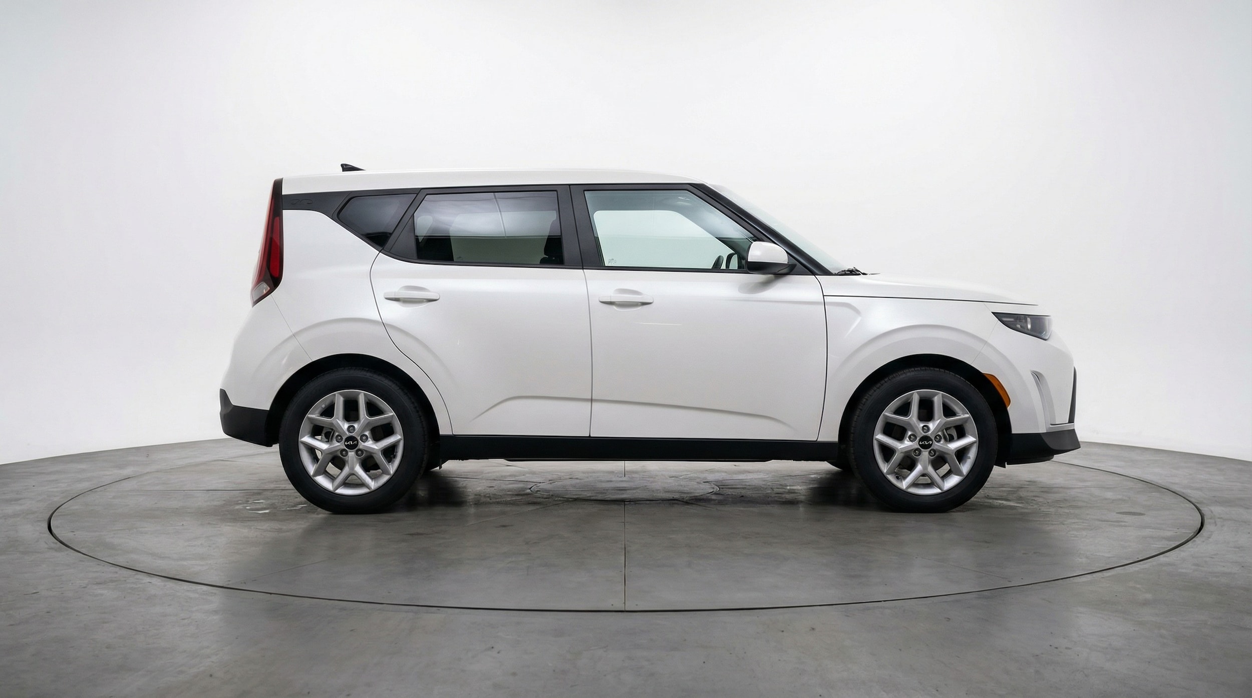 Thumbnail: 2025 Kia Soul - 8