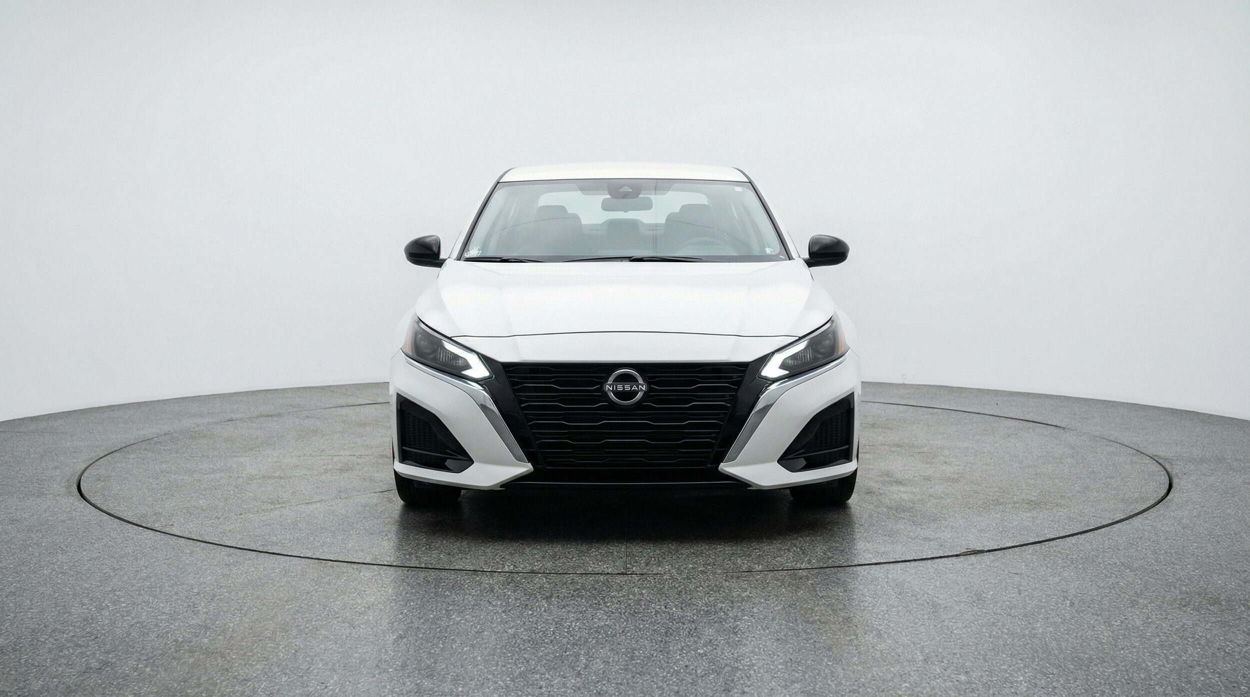 Thumbnail: 2025 Nissan Altima - 2