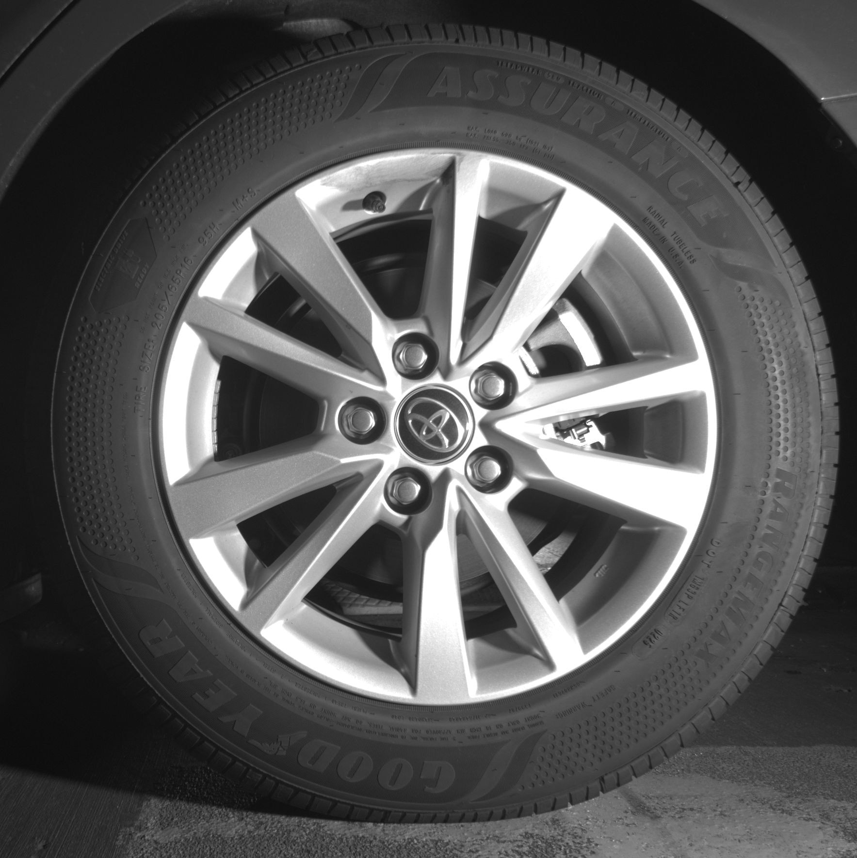 Thumbnail: 2025 Toyota Camry - 11