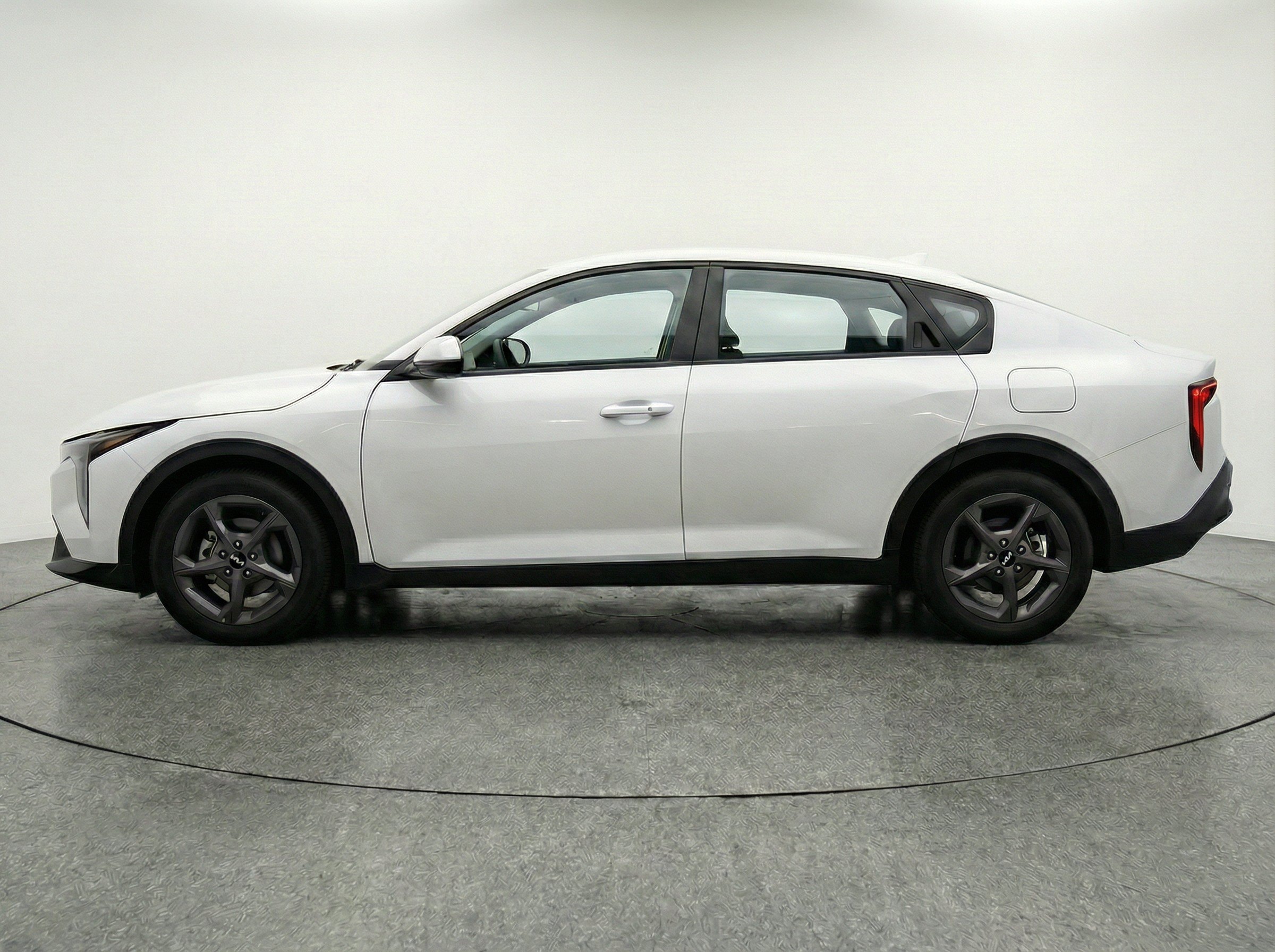 Thumbnail: 2025 Kia K4 - 5