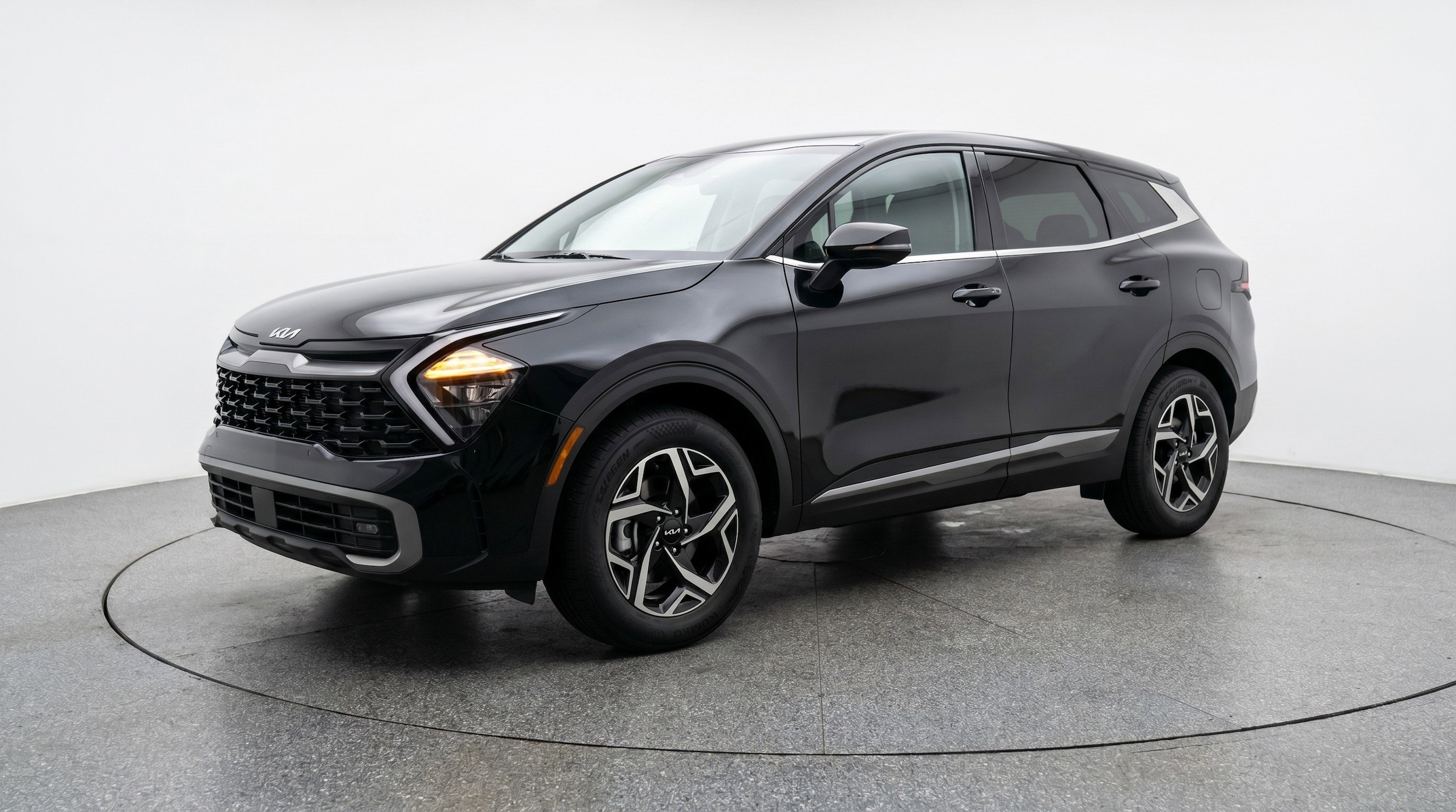 Thumbnail: 2025 Kia Sportage - 3