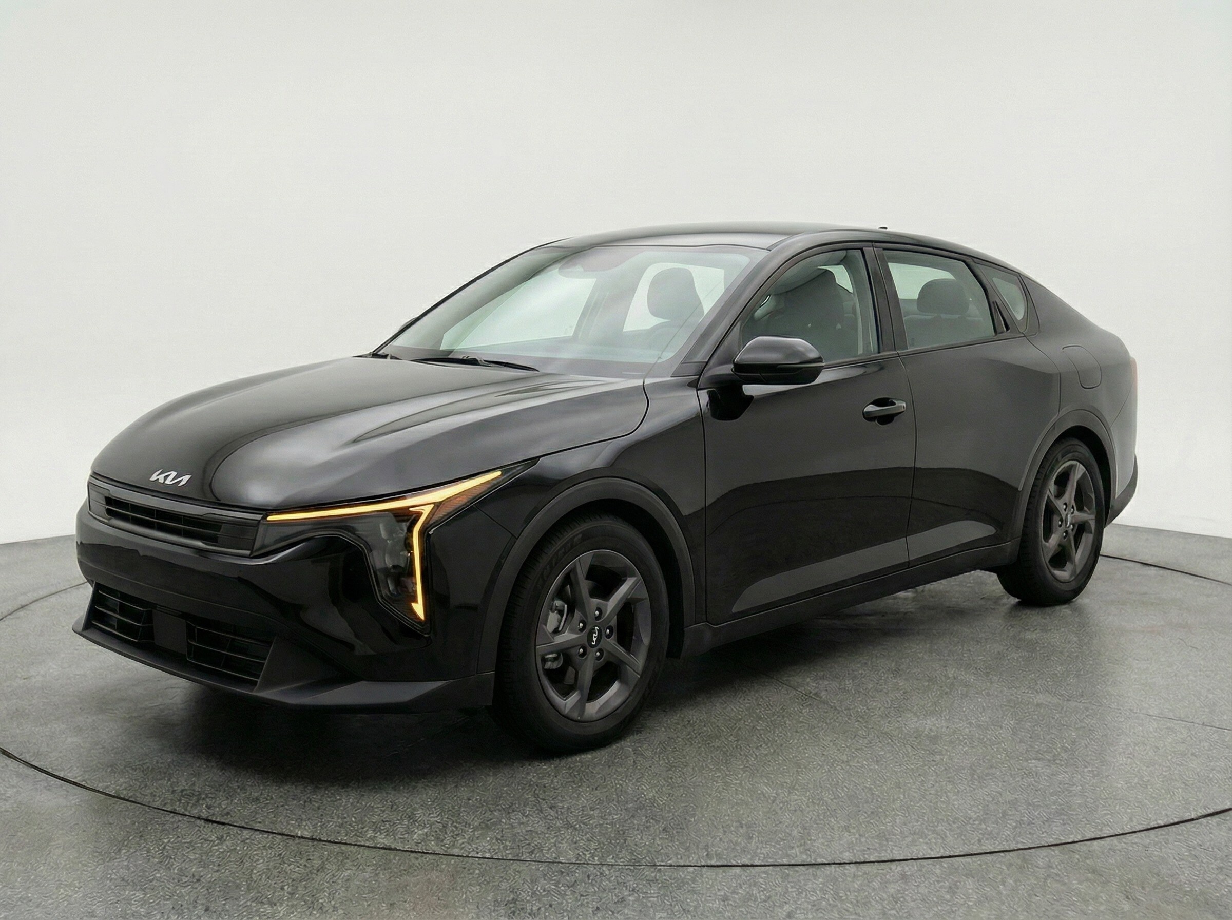 Thumbnail: 2025 Kia K4 - 3