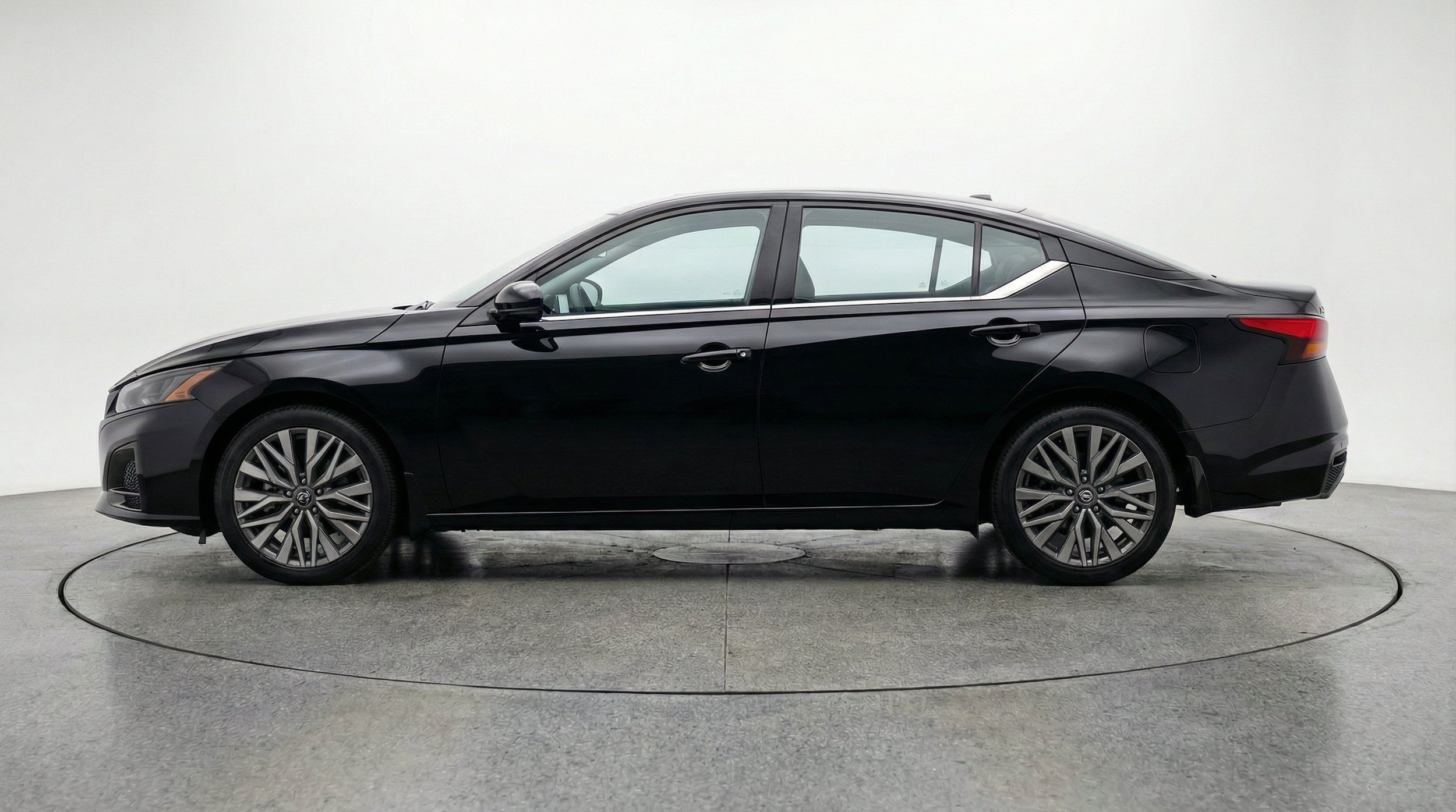 Thumbnail: 2026 Nissan Altima - 5