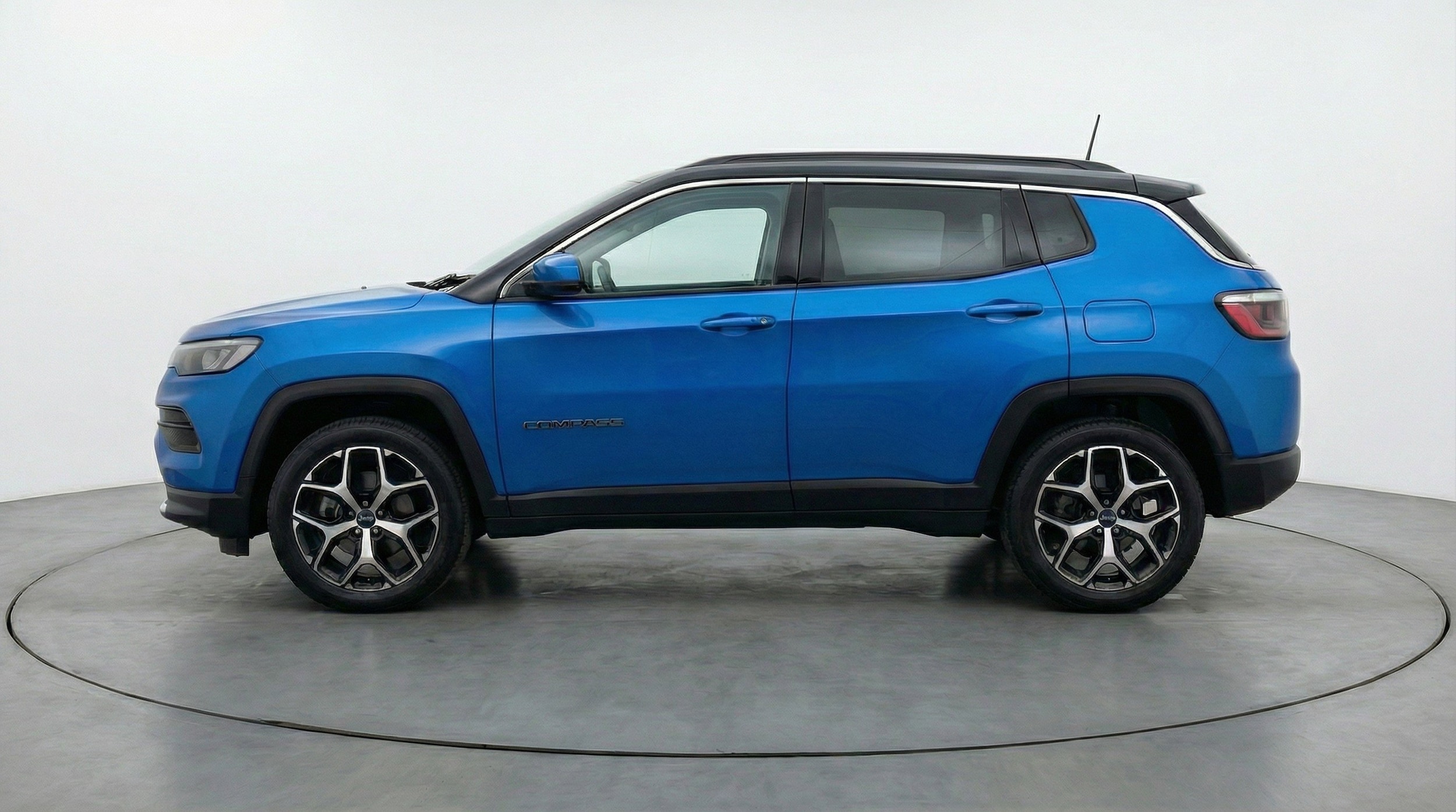 Thumbnail: 2025 Jeep Compass - 5
